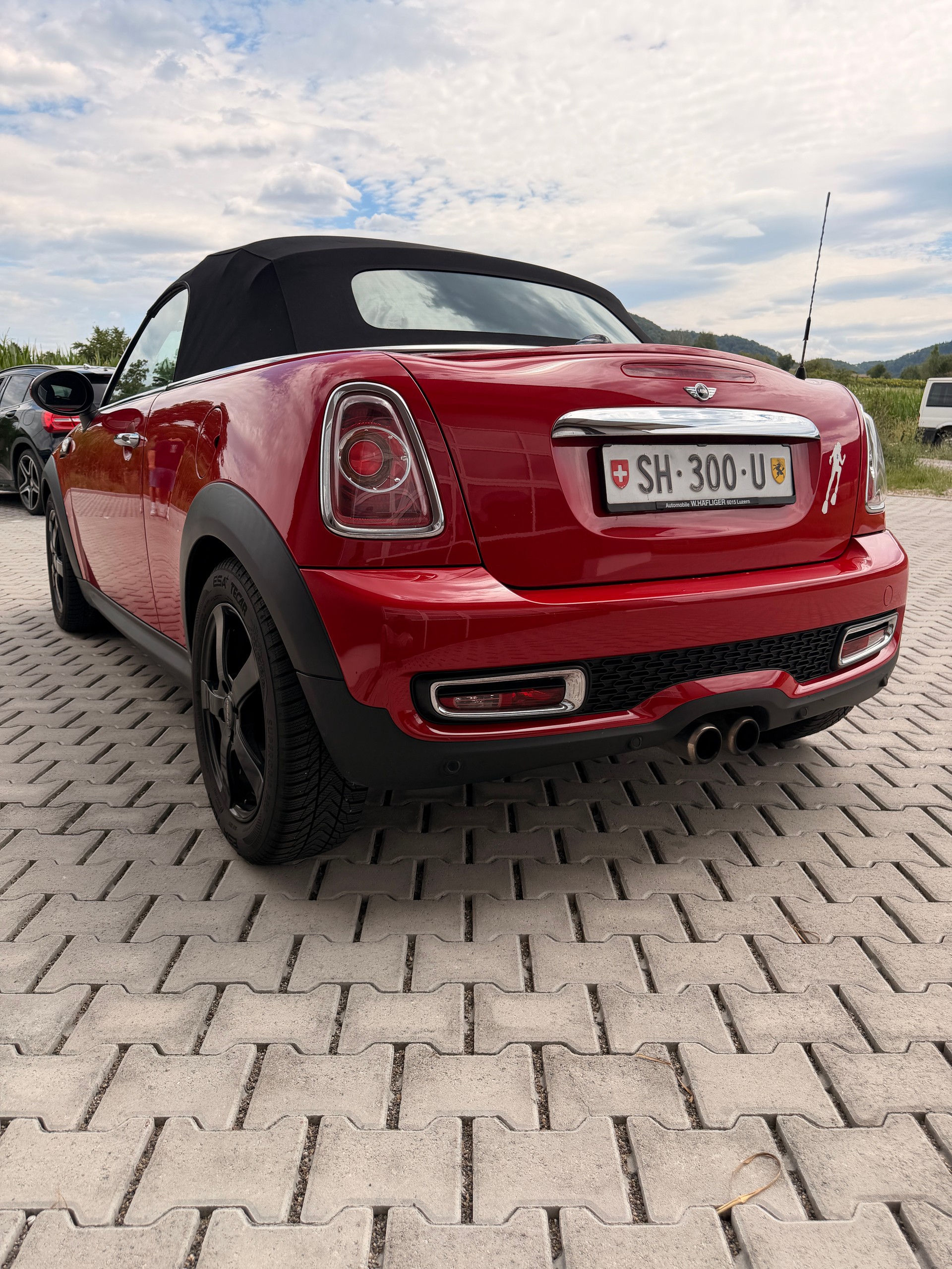 MINI Cooper S Roadster-image-6
