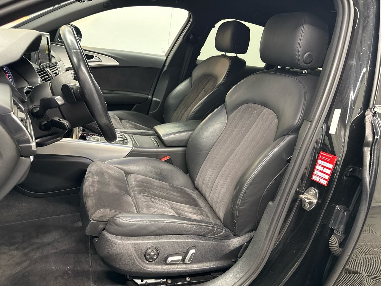 AUDI A6 Avant 3.0 TDI V6 quattro S-tronic-showroom-element-3