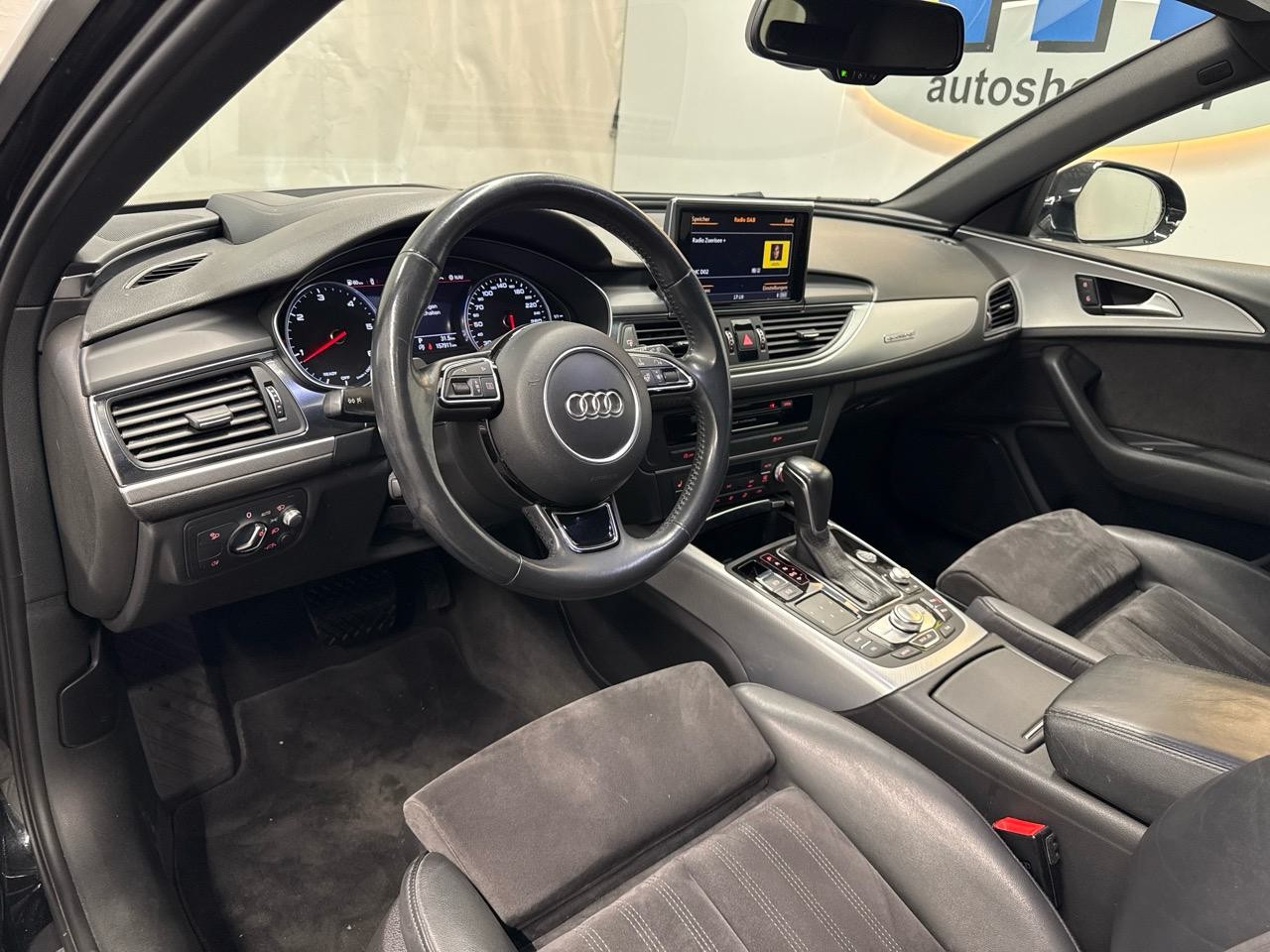 AUDI A6 Avant 3.0 TDI V6 quattro S-tronic-showroom-element-2