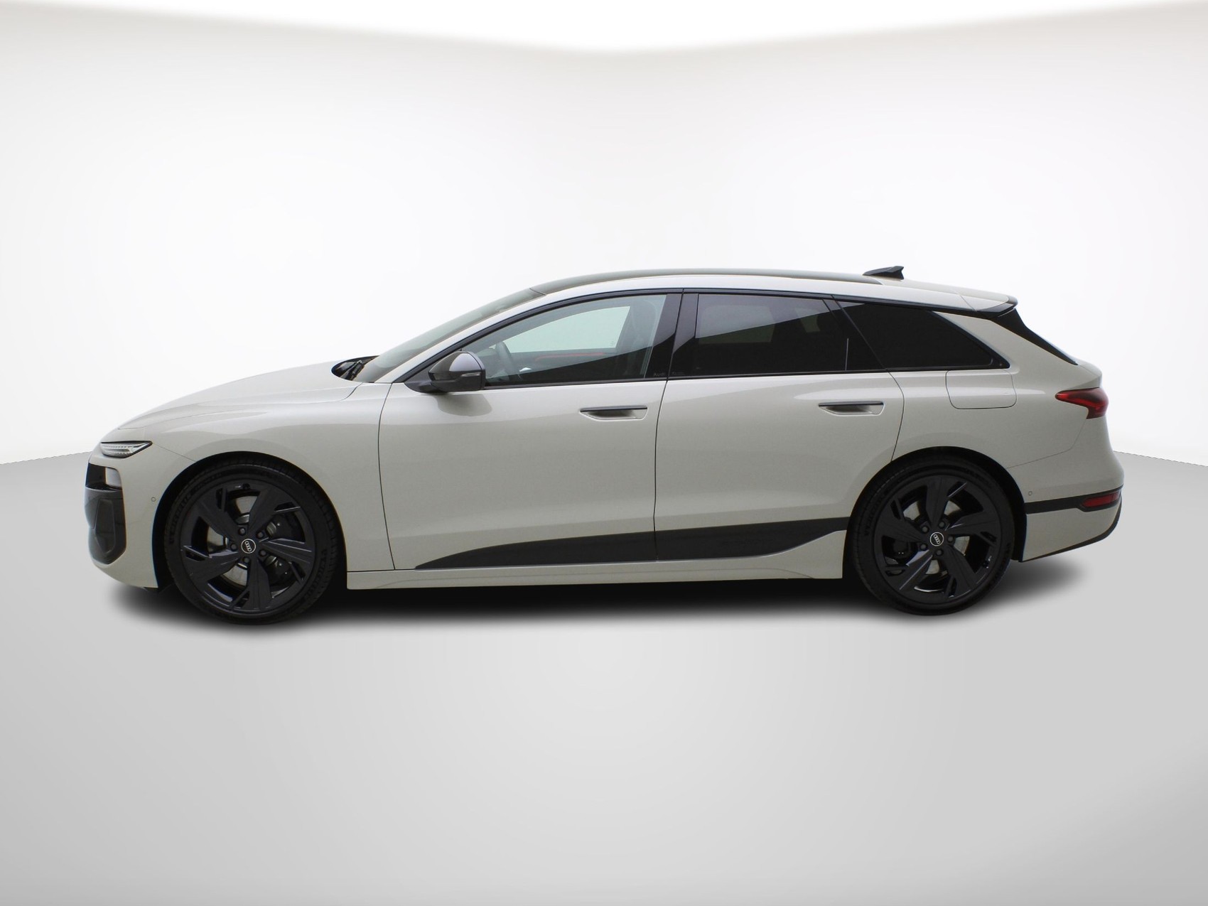 AUDI S6 e-tron Avant quattro **Audi Werksgarantie bis 10/2030**-showroom-element-2