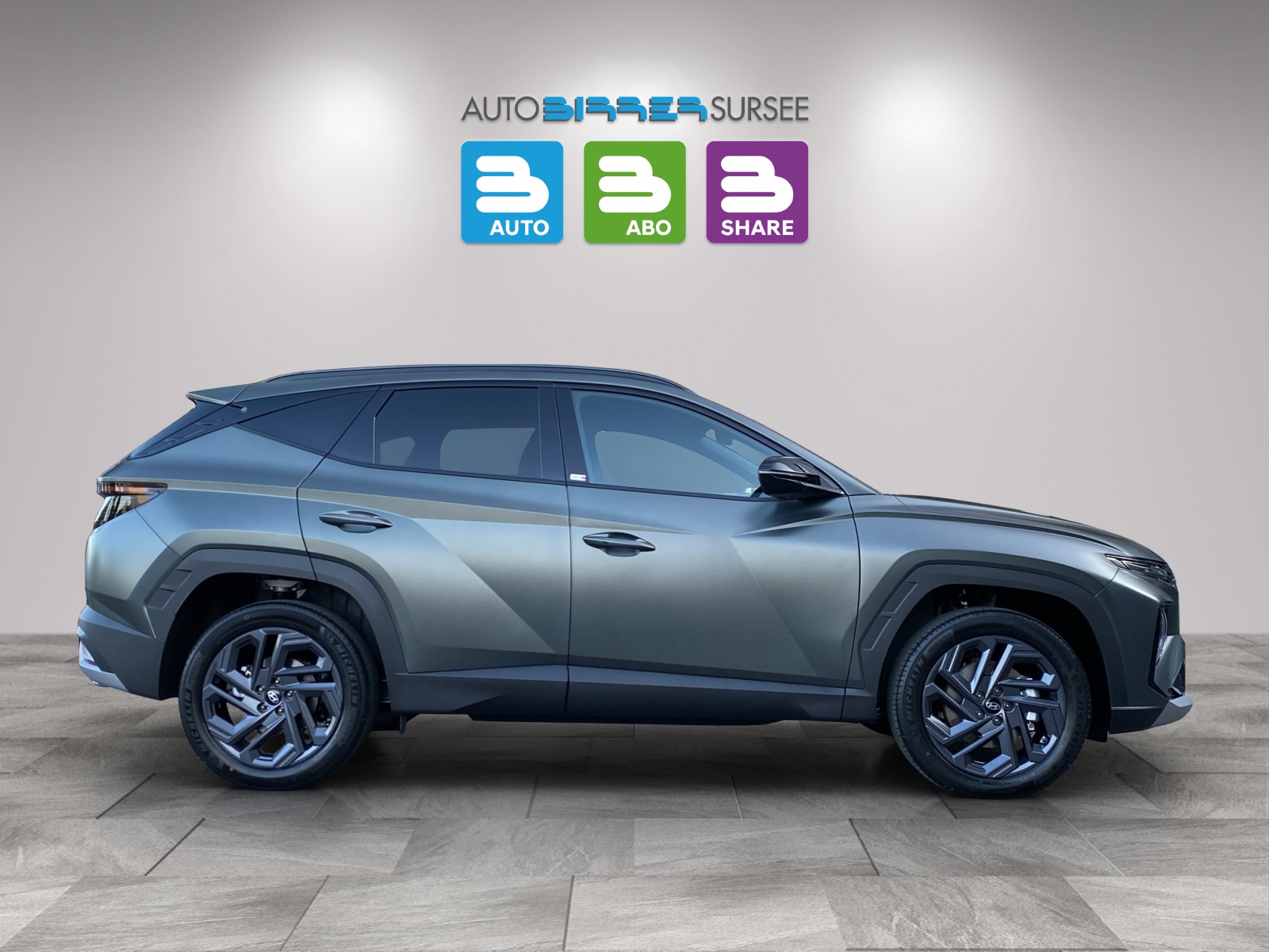 HYUNDAI Tucson 1.6 T-GDi HEV Origo Blackline 4WD-showroom-element-3