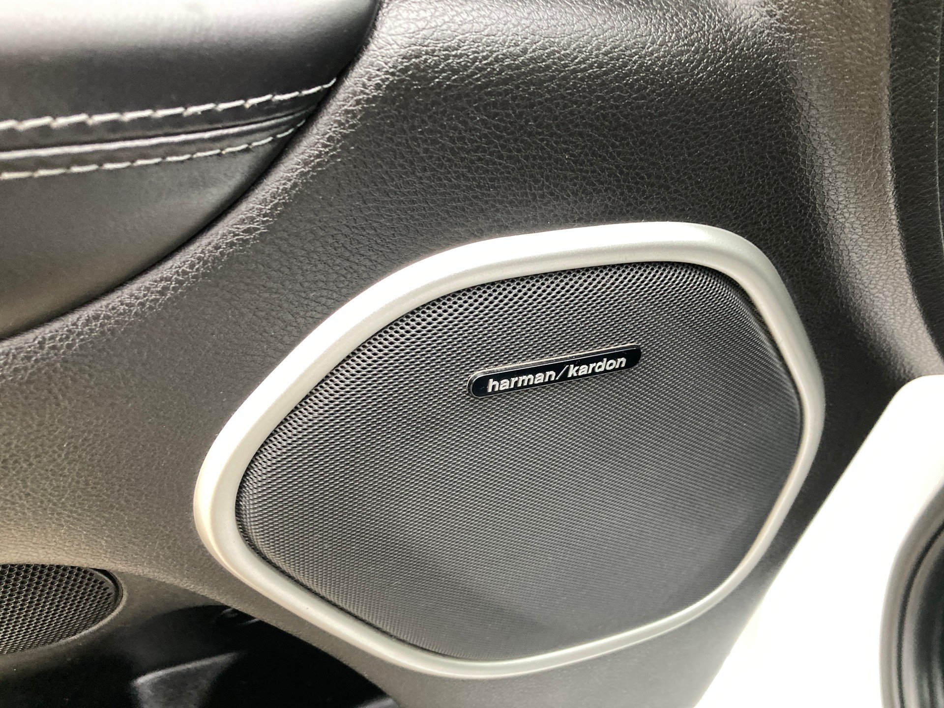 JEEP Grand Cherokee 6.4 V8 HEMI SRT8 Automatic mit Anhängerkupplung-image-12
