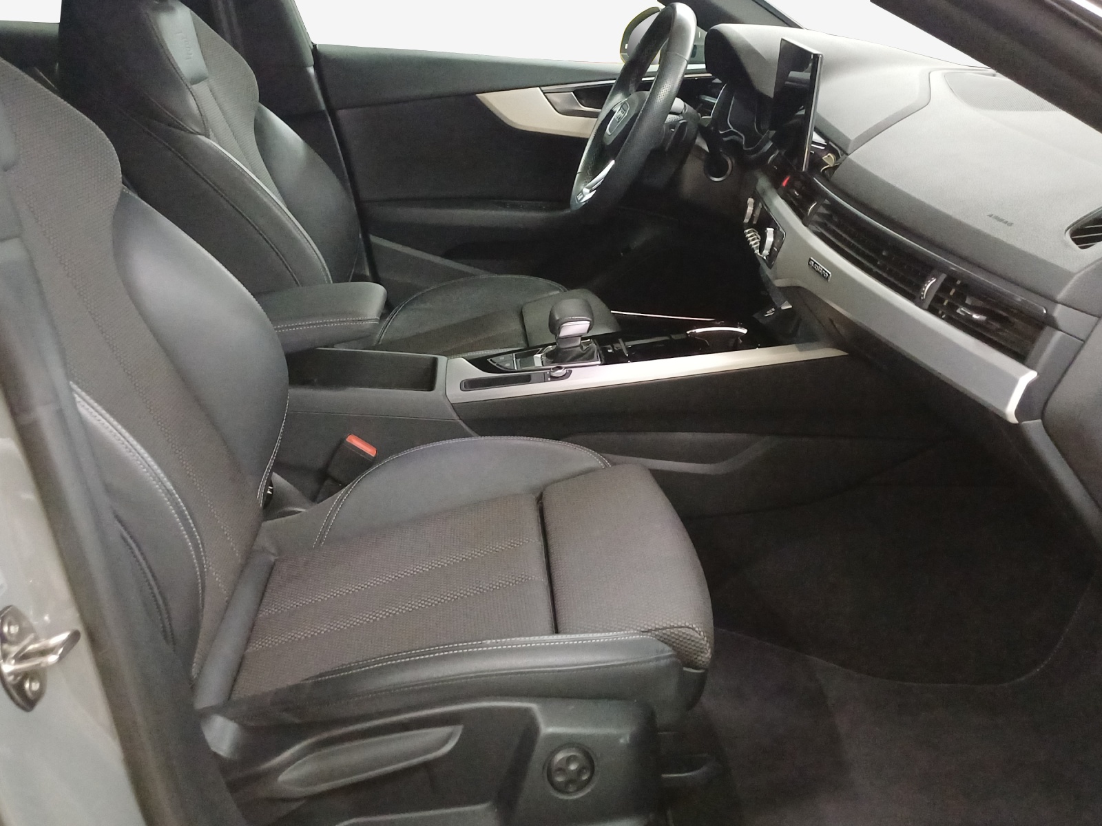 AUDI A5 Sportback 45 TFSI S-Line S-tronic quattro-image-13