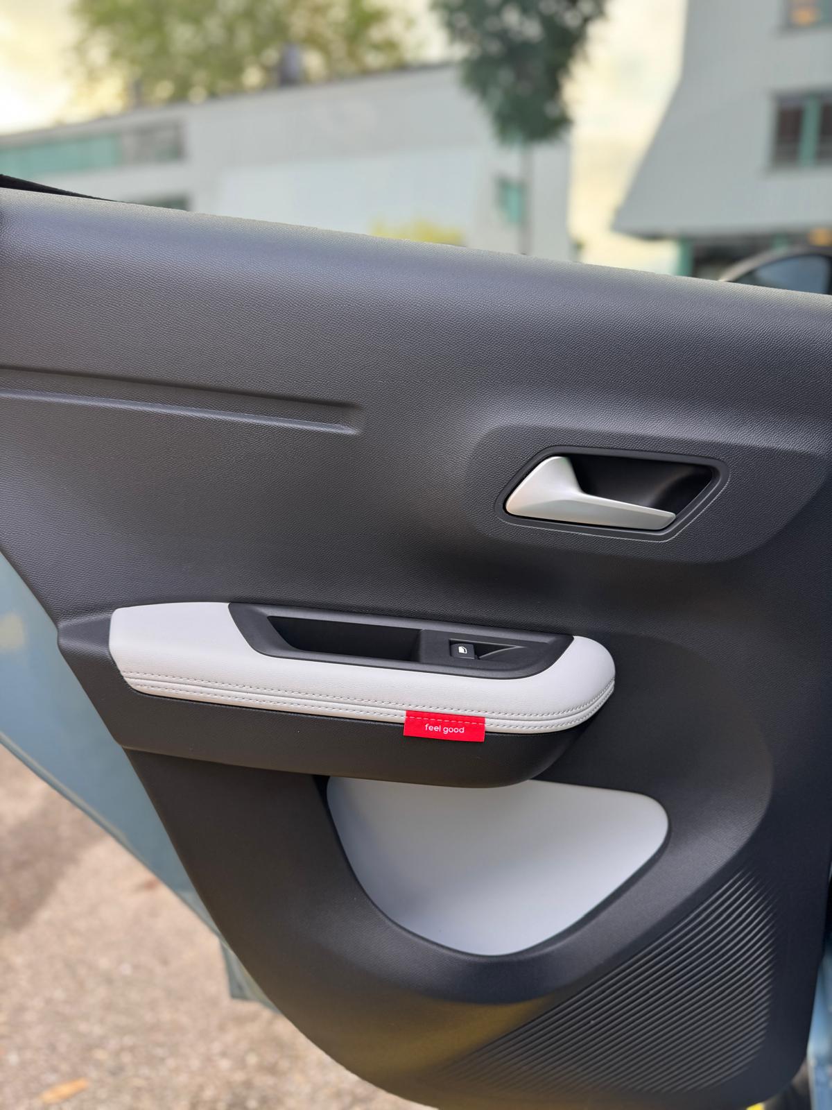 CITROEN e-C3 44kWh Max-image-16