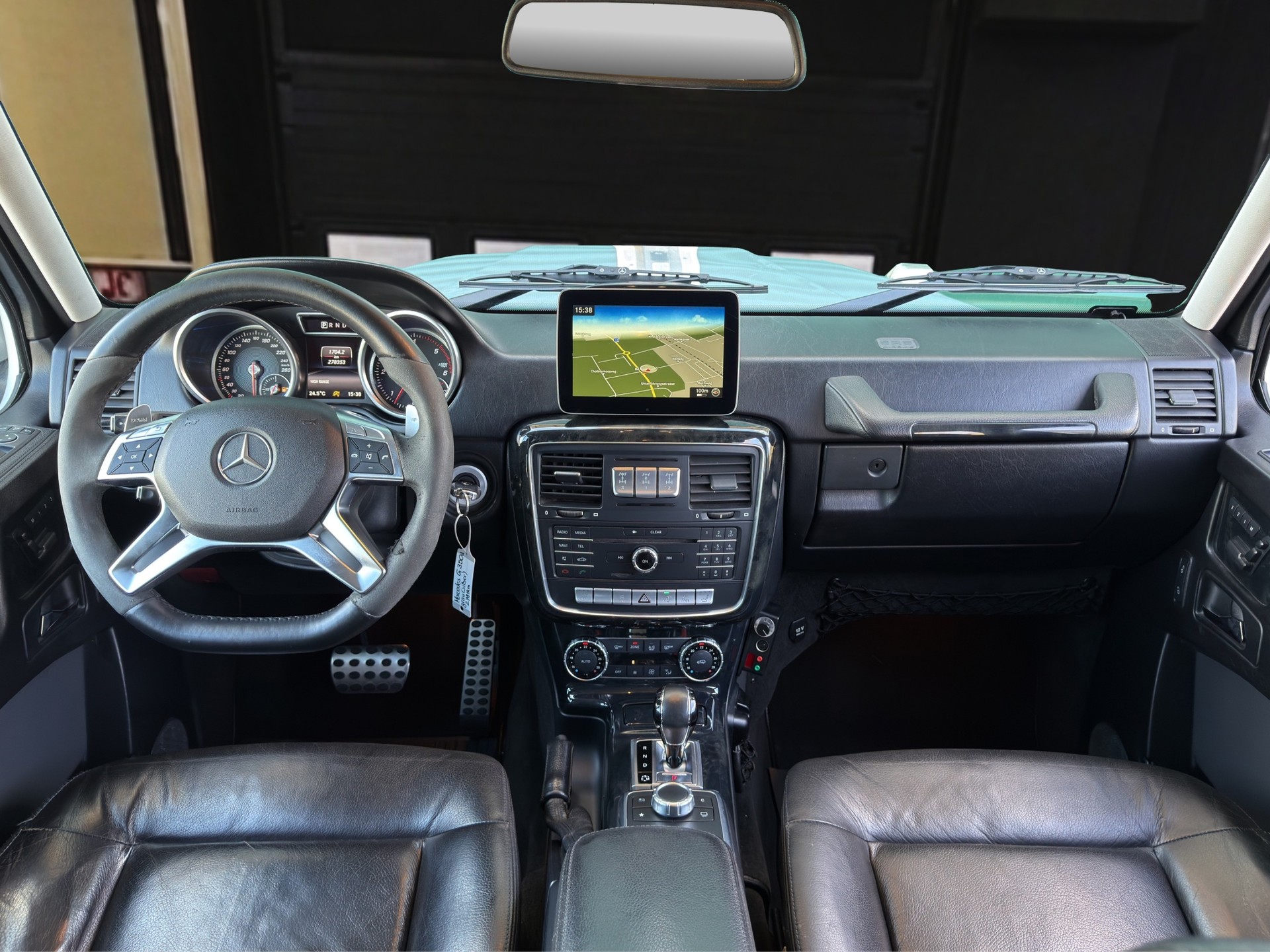 MERCEDES-BENZ G 350 d 7G-Tronic-image-10