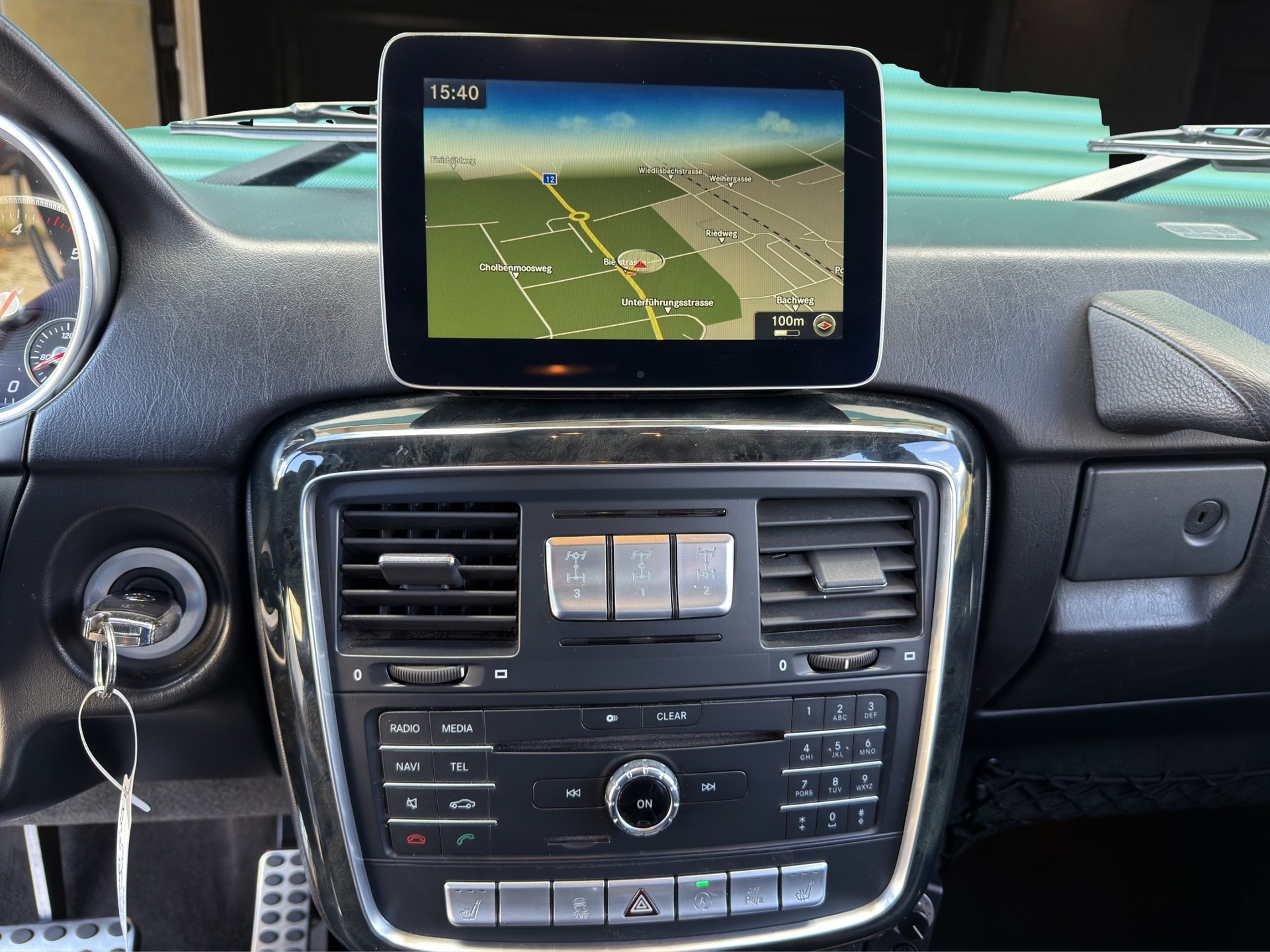 MERCEDES-BENZ G 350 d 7G-Tronic-image-14