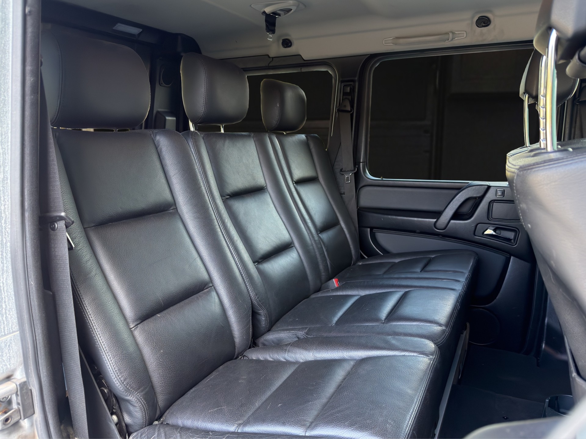 MERCEDES-BENZ G 350 d 7G-Tronic-image-12