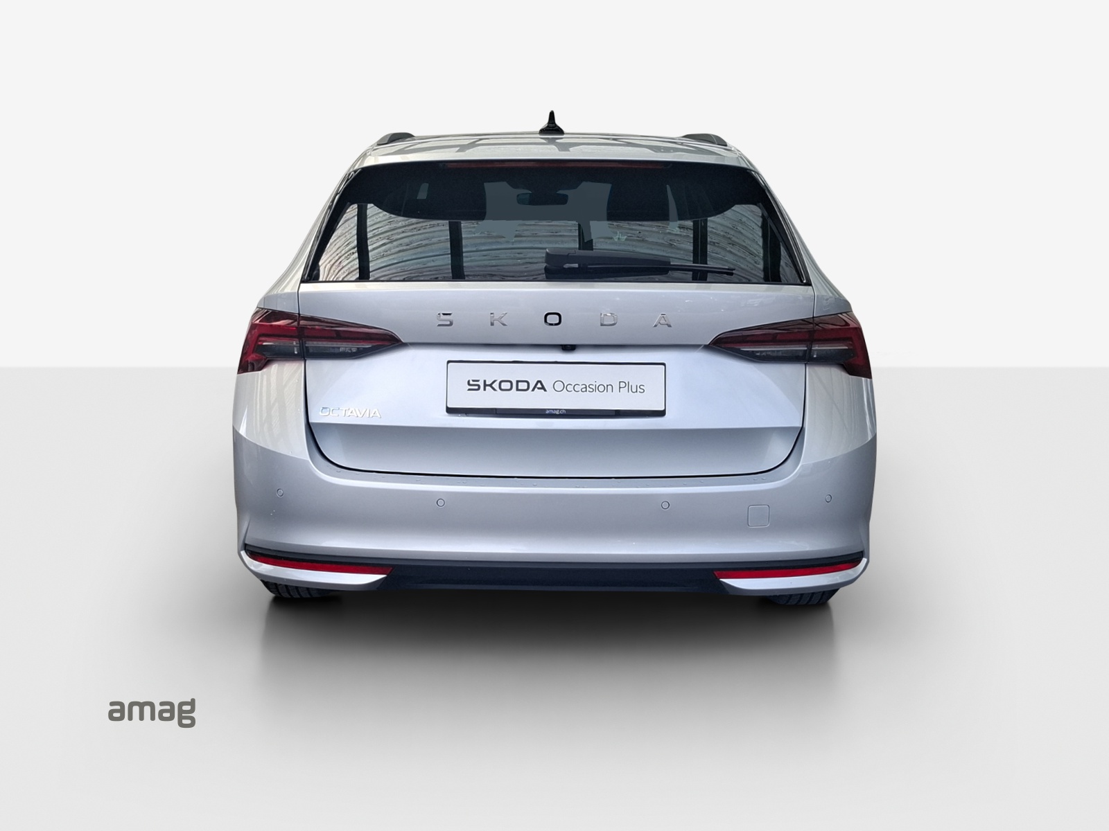 SKODA Octavia Combi 1.5 TSI mHEV DSG Dynamic-showroom-element-3
