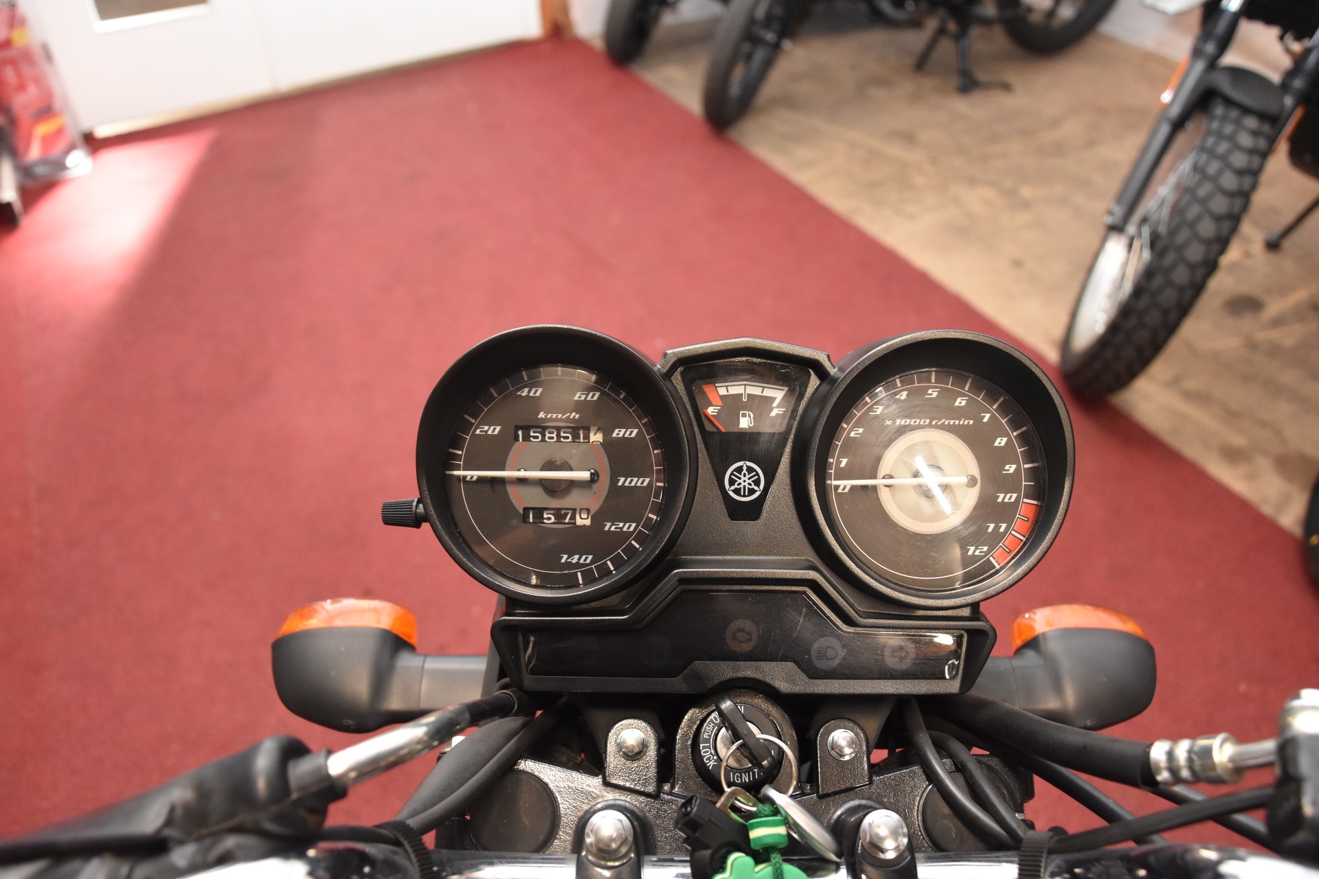YAMAHA YBR 125-image-7