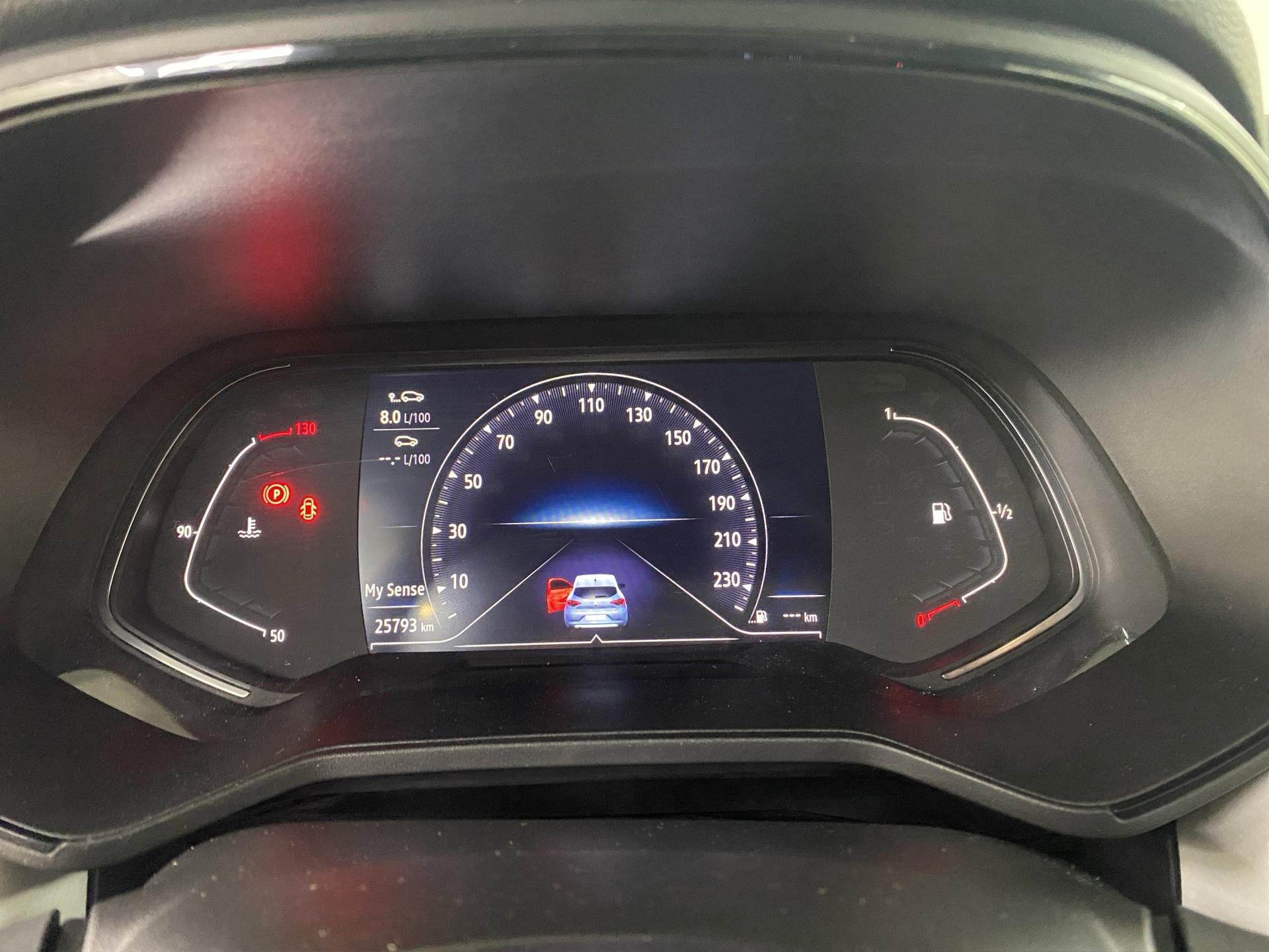 RENAULT Clio 1.0 Techno CVT-image-12