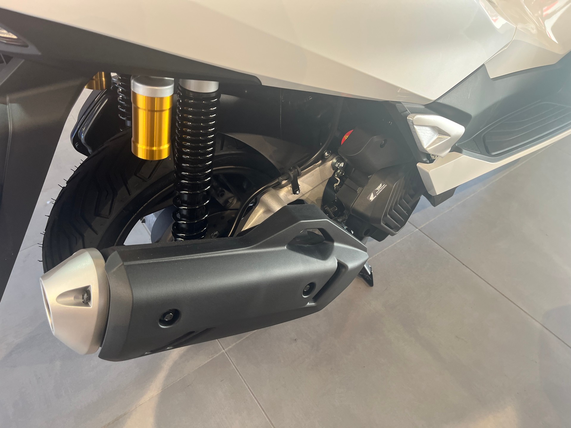 HONDA PCX 125 DX TFT. connectivity-image-10