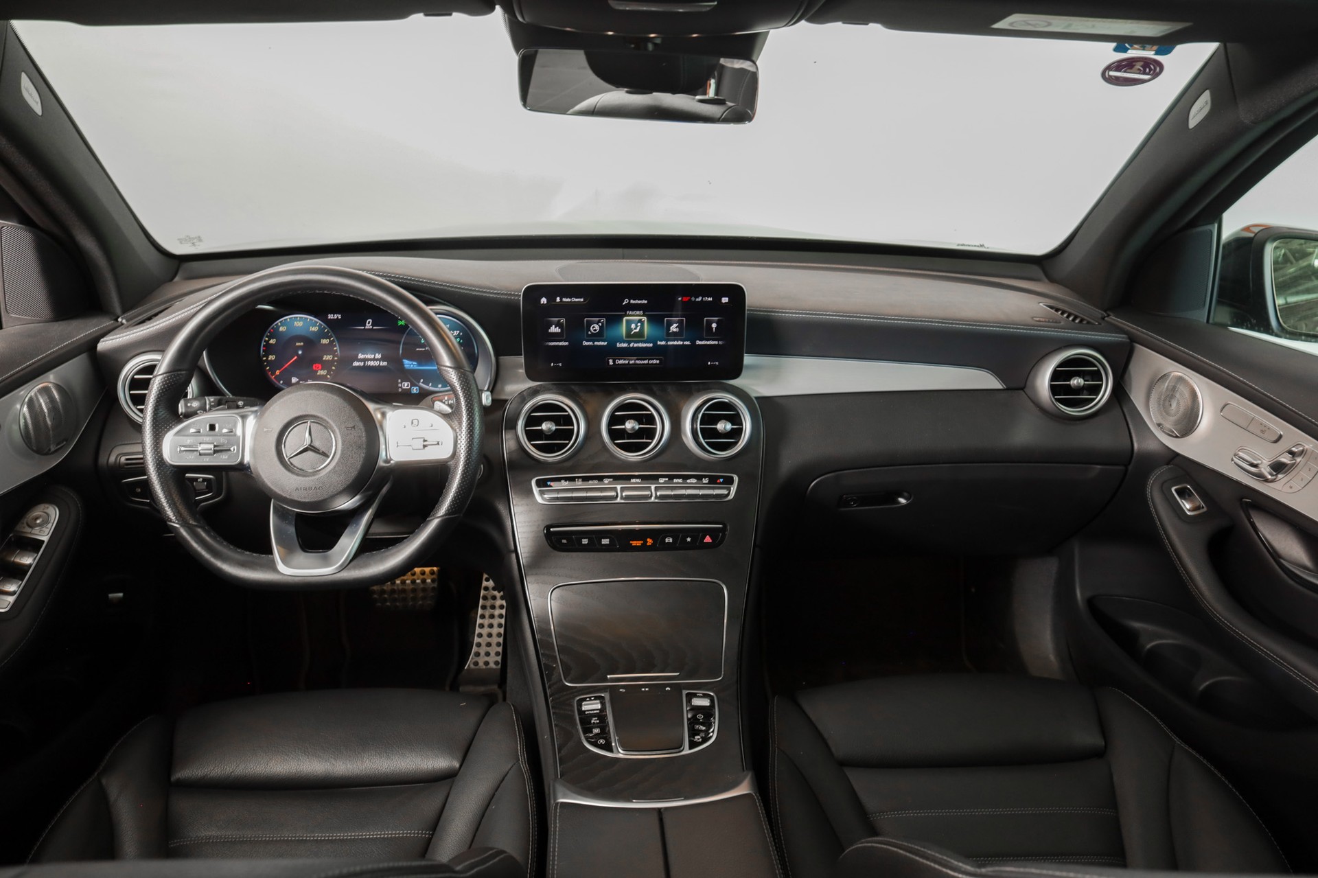 MERCEDES-BENZ GLC 300 AMG Line 4Matic Graphite Grey-image-8