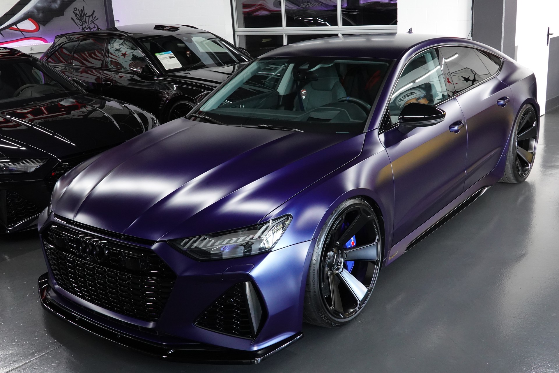 AUDI RS7 SPORTBACK MHEV CH-FZ EXCLUSIVE MATT. AB WERK-showroom-element-2