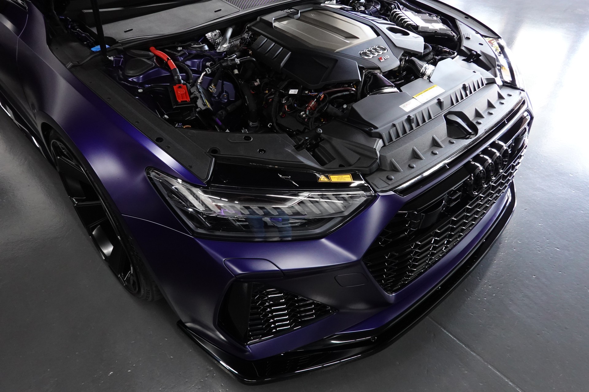 AUDI RS7 SPORTBACK MHEV CH-FZ EXCLUSIVE MATT. AB WERK-image-5