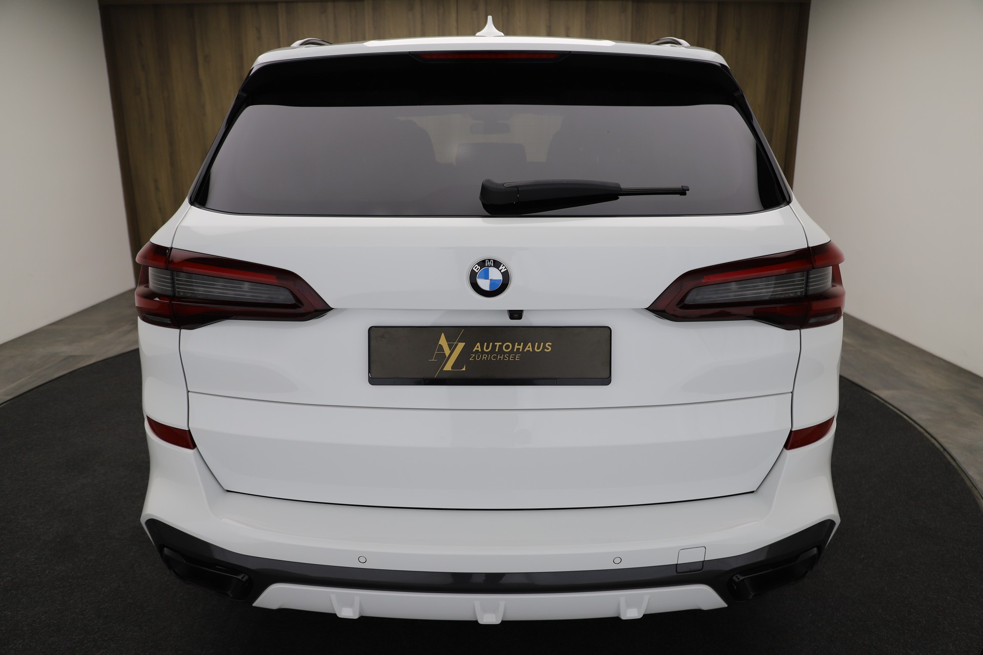 BMW X5 xDrive 48V 40d M Sport Steptronic und 7-Sitzer-image-3