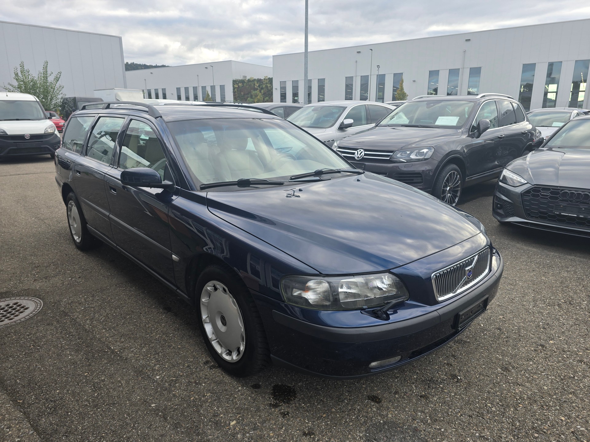 VOLVO V70 2.5T