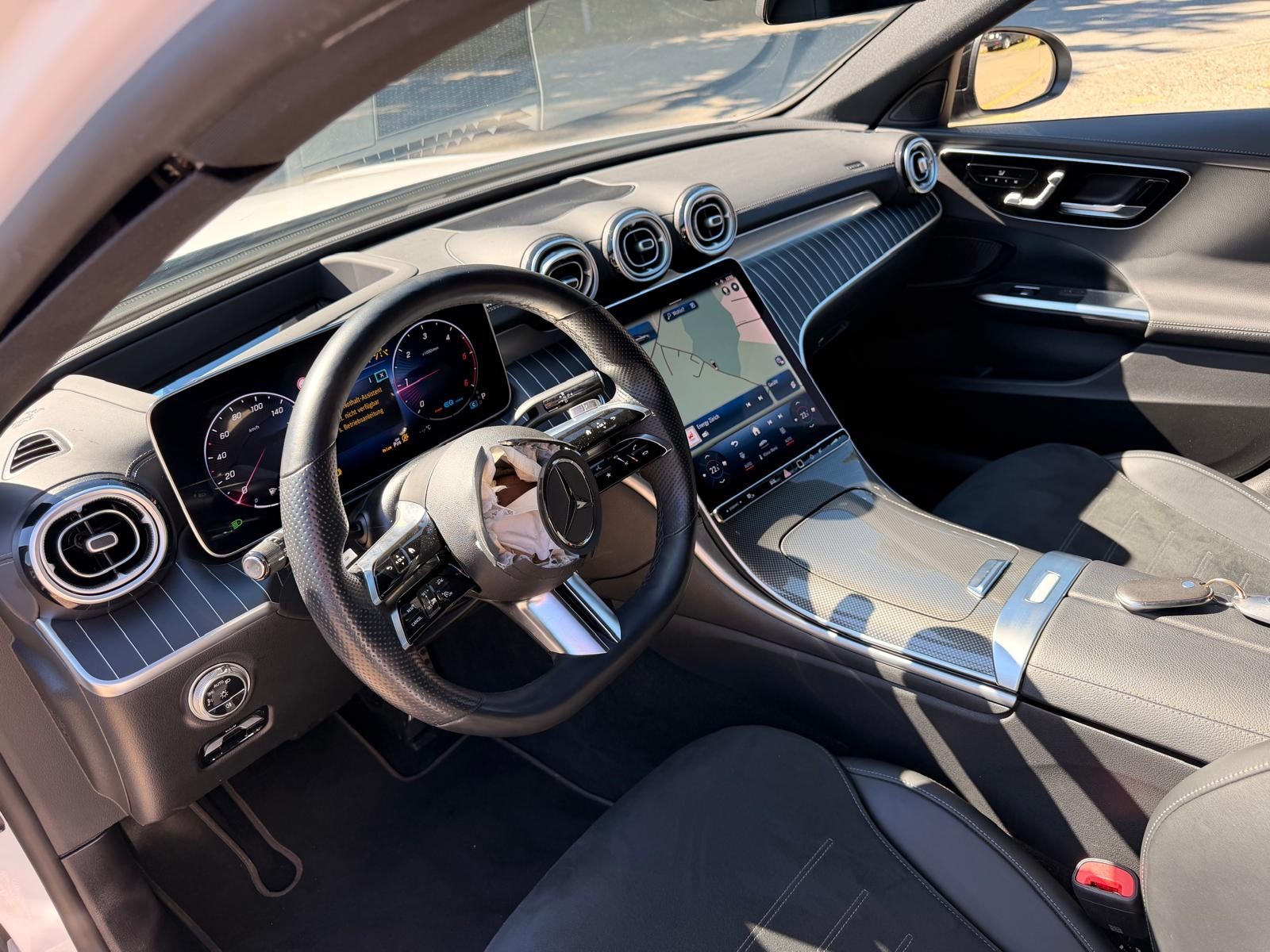 MERCEDES-BENZ C 220 d T 4Matic AMG Line-image-8