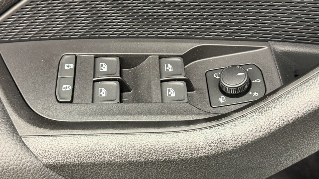 SKODA Octavia Combi 2.0 TSI DSG RS-image-8