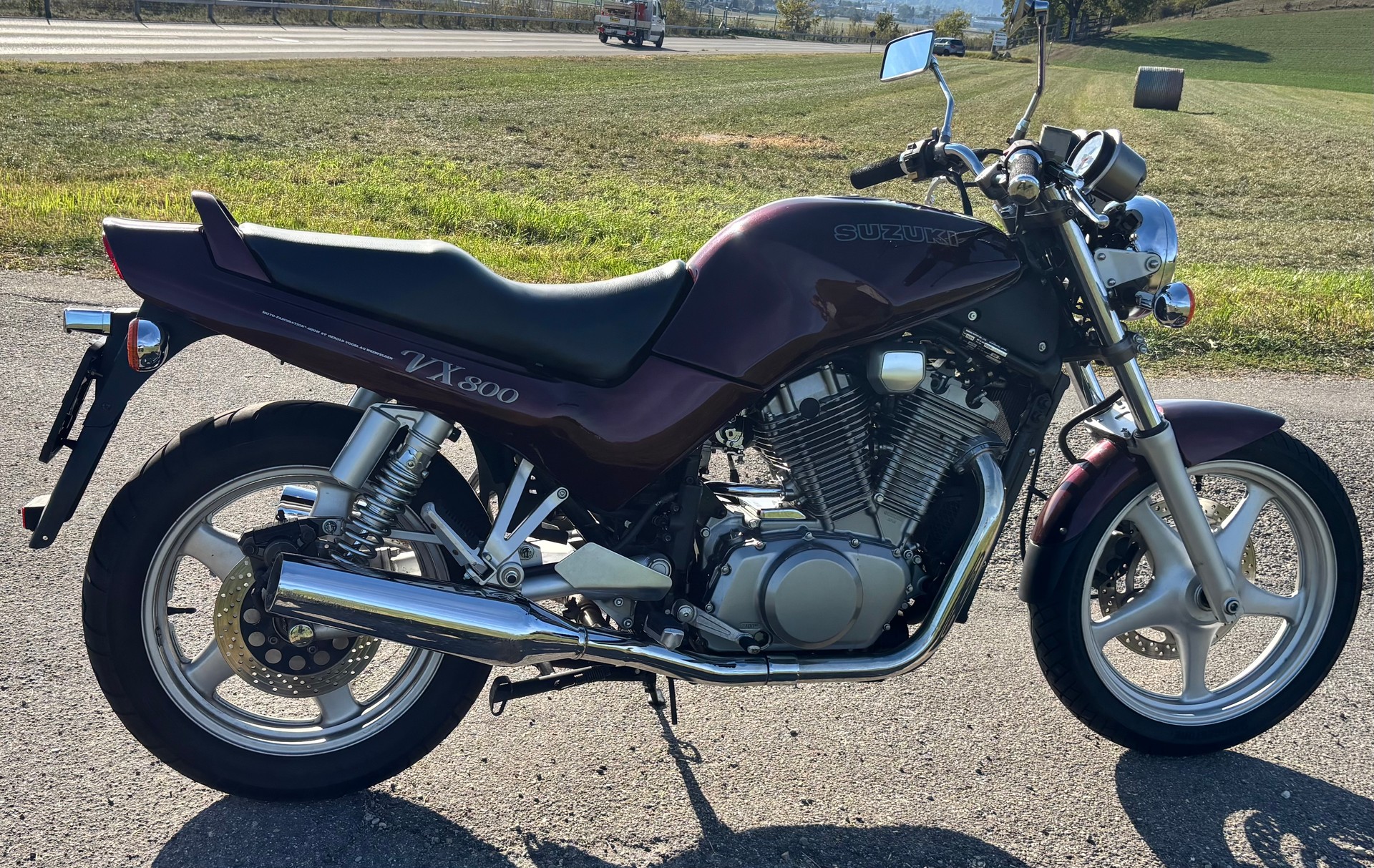 SUZUKI 800-image-2