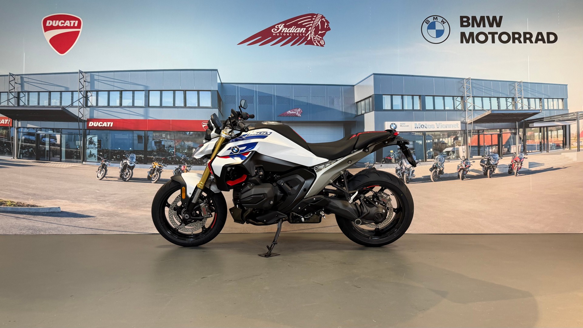 BMW R 1300 R-image-3
