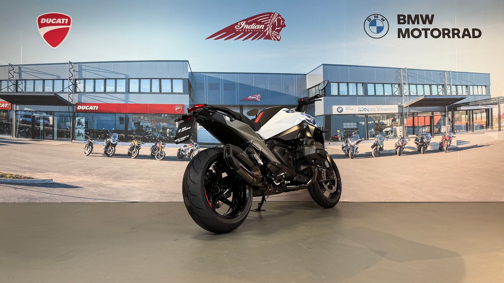 BMW R 1300 R-image-5