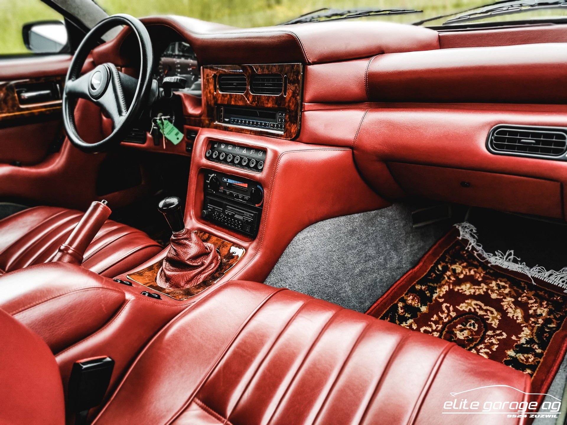 ASTON MARTIN Virage Saloon-image-14