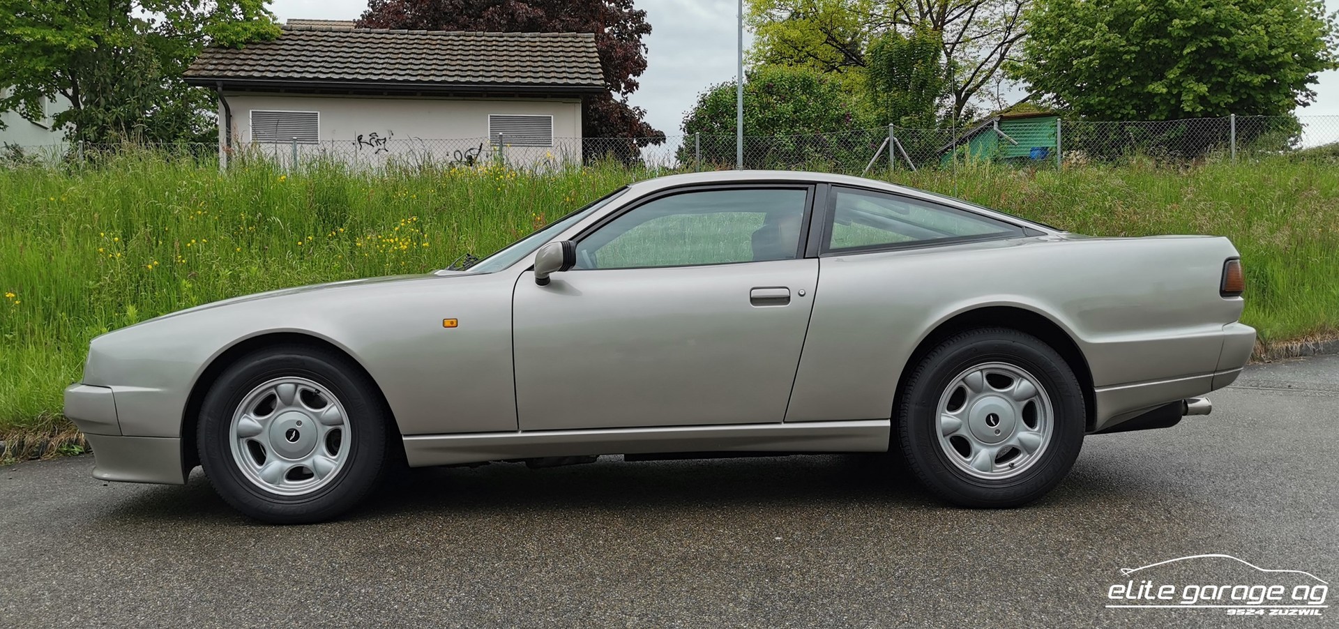ASTON MARTIN Virage Saloon-image-4
