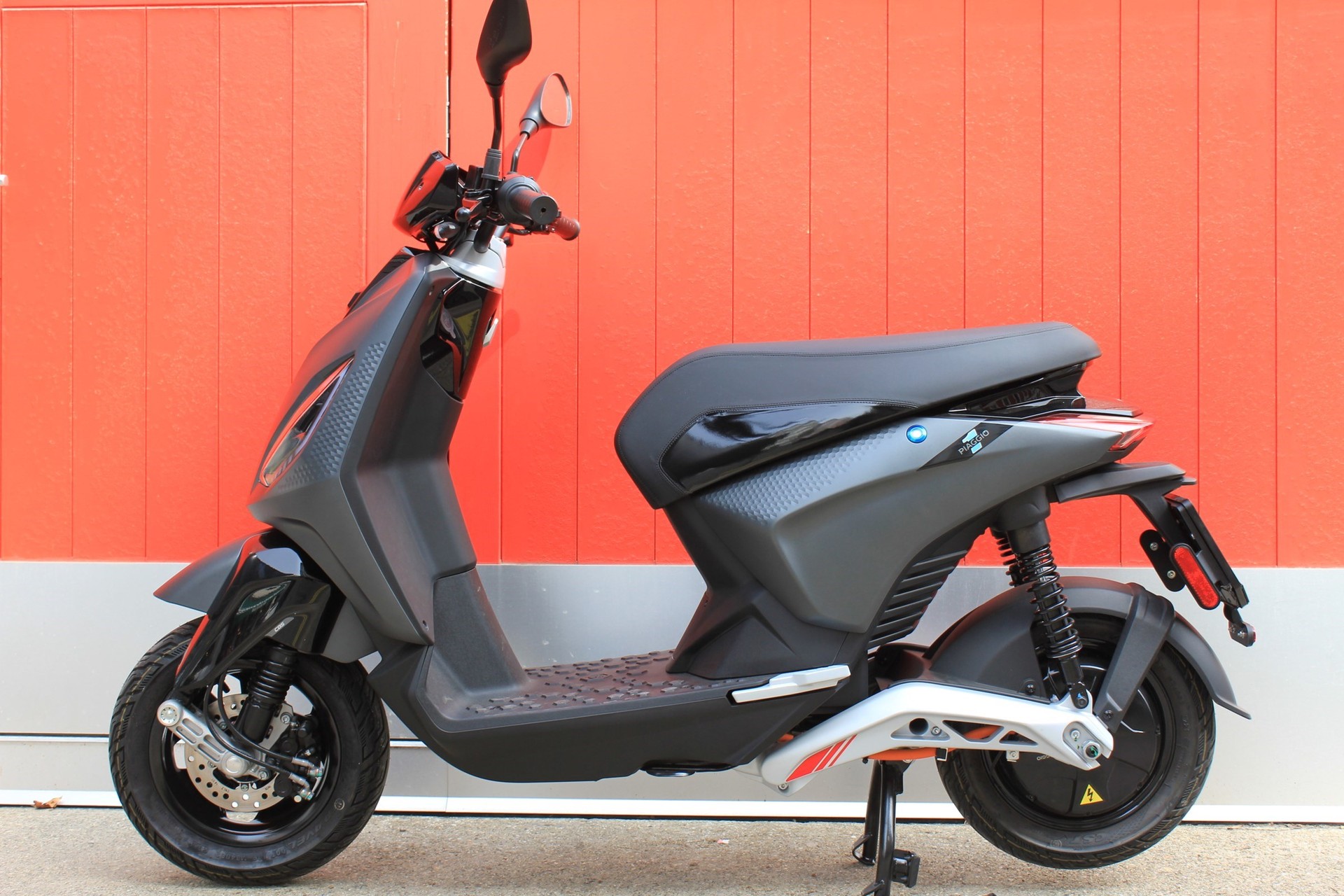 PIAGGIO Piaggio 1 Active 60km/h Full Electric-image-5