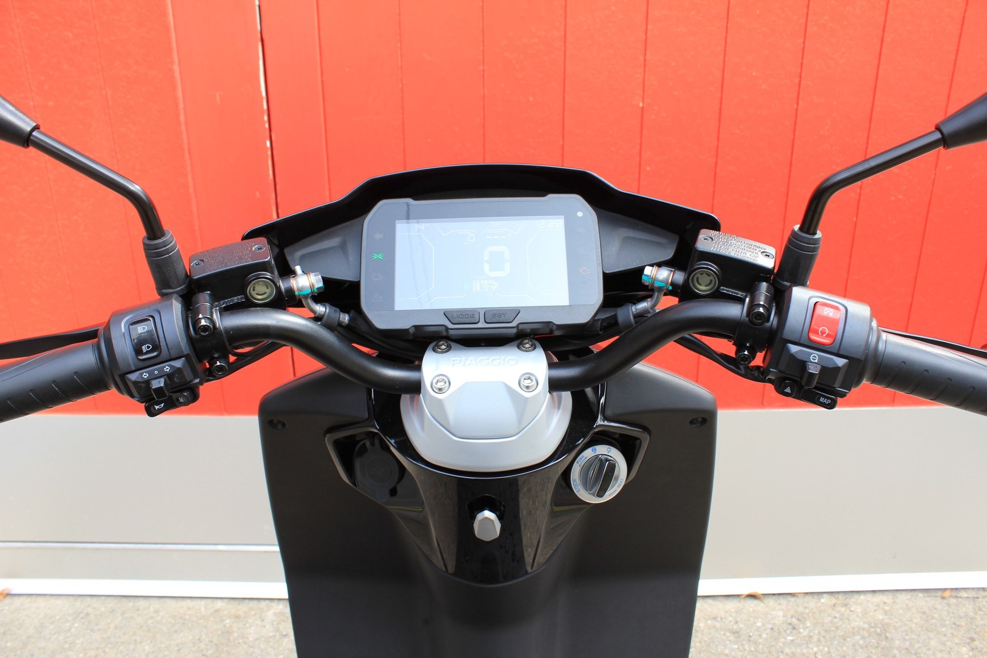 PIAGGIO Piaggio 1 Active 60km/h Full Electric-image-8