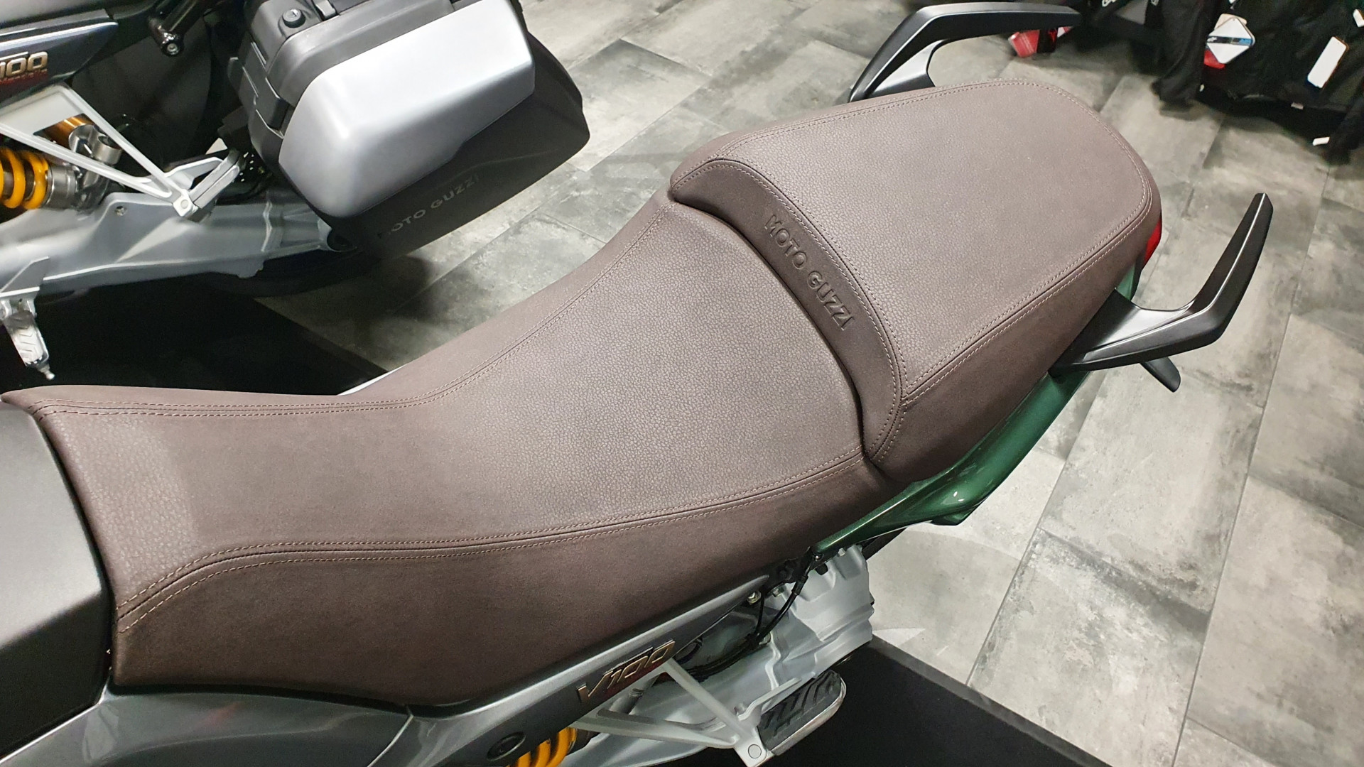 MOTO GUZZI V100 Mandello S-image-5