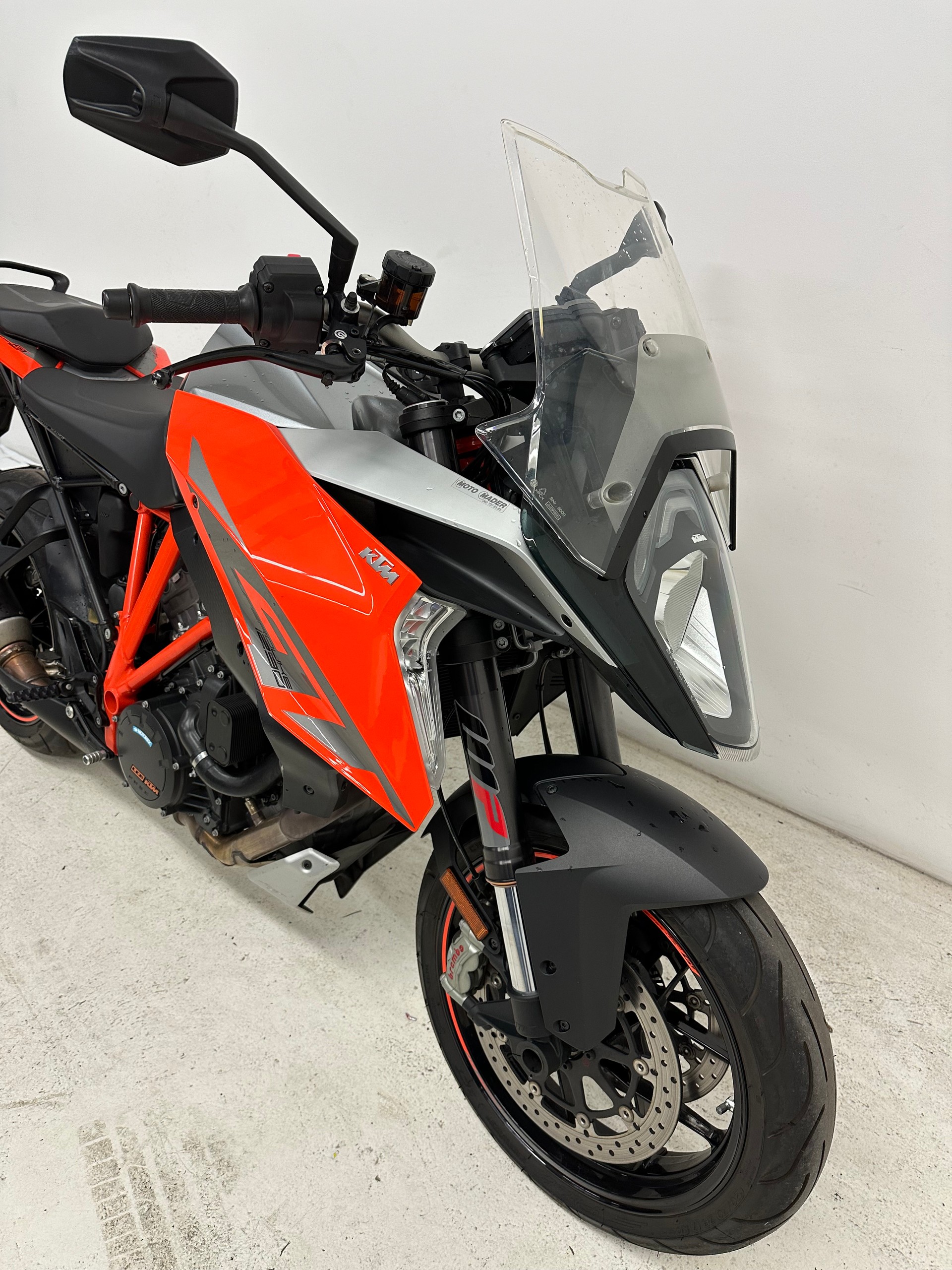 KTM 1290 Super Duke GT-image-3