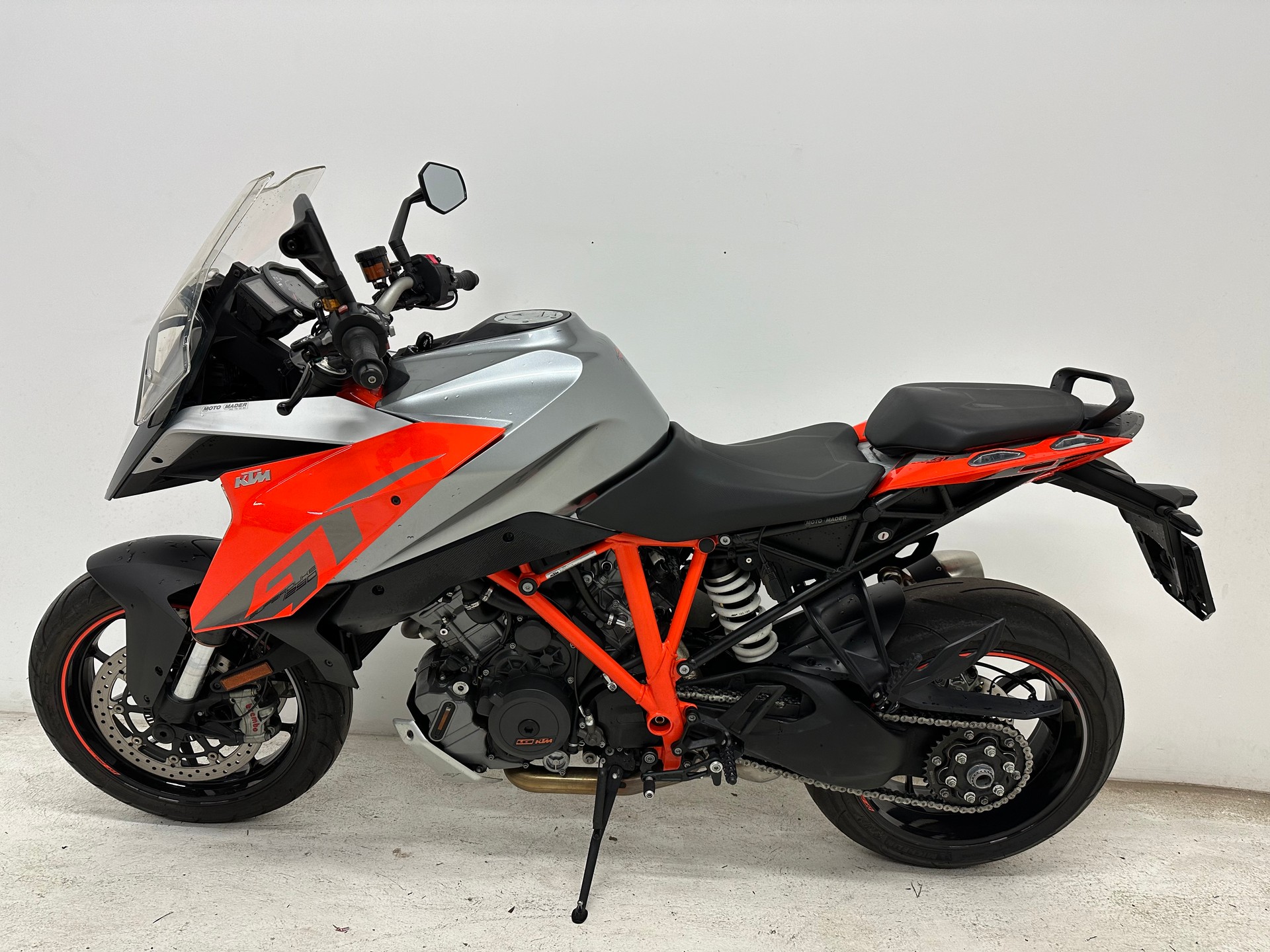 KTM 1290 Super Duke GT-image-4