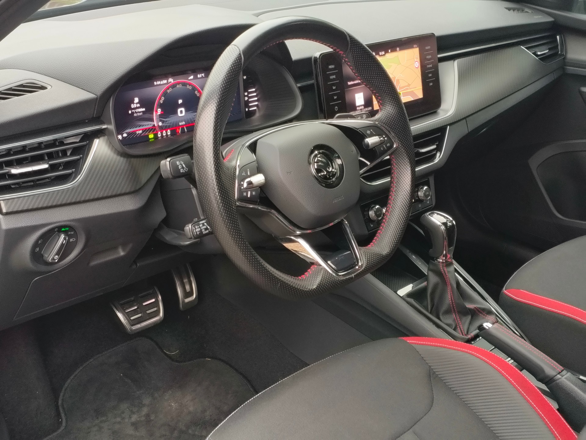 SKODA Kamiq 1.0 TSI Monte Carlo DSG-image-10