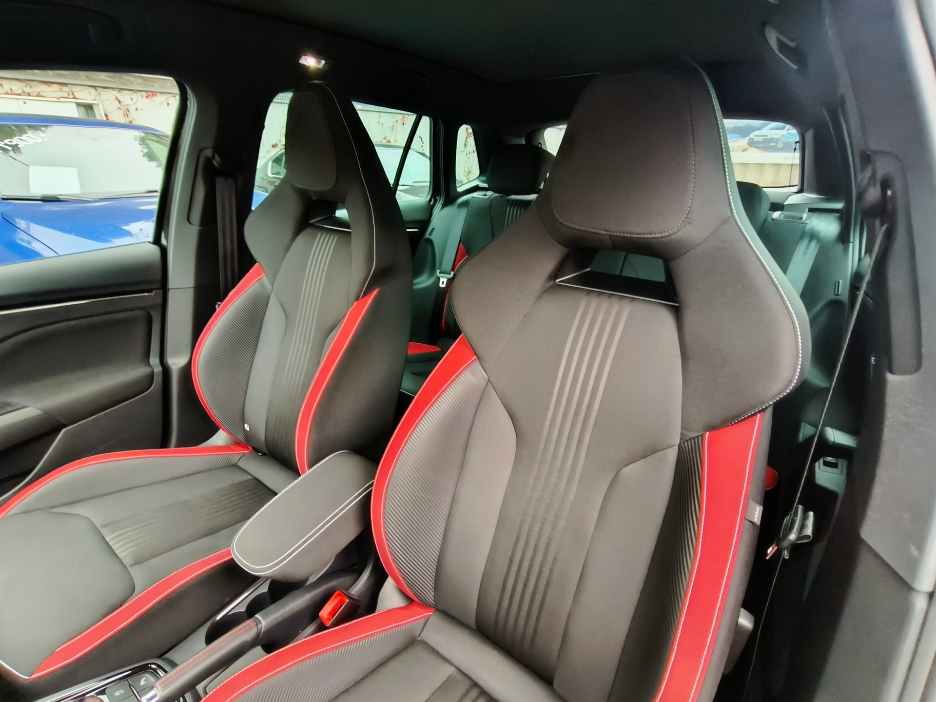 SKODA Kamiq 1.0 TSI Monte Carlo DSG-image-7