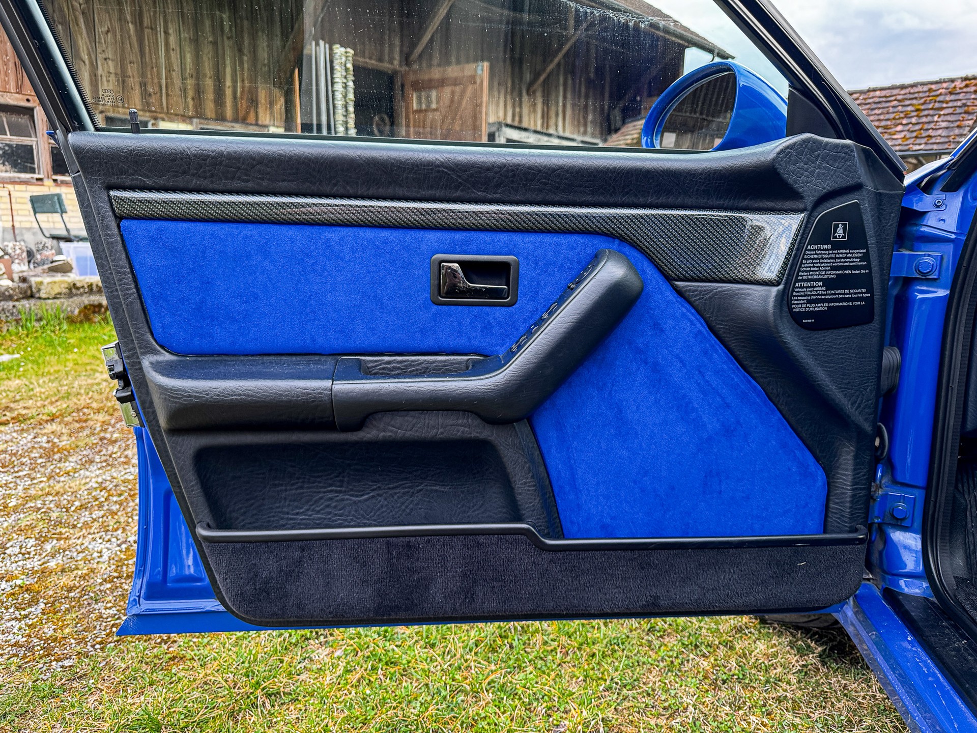AUDI 80 Avant RS2-image-16