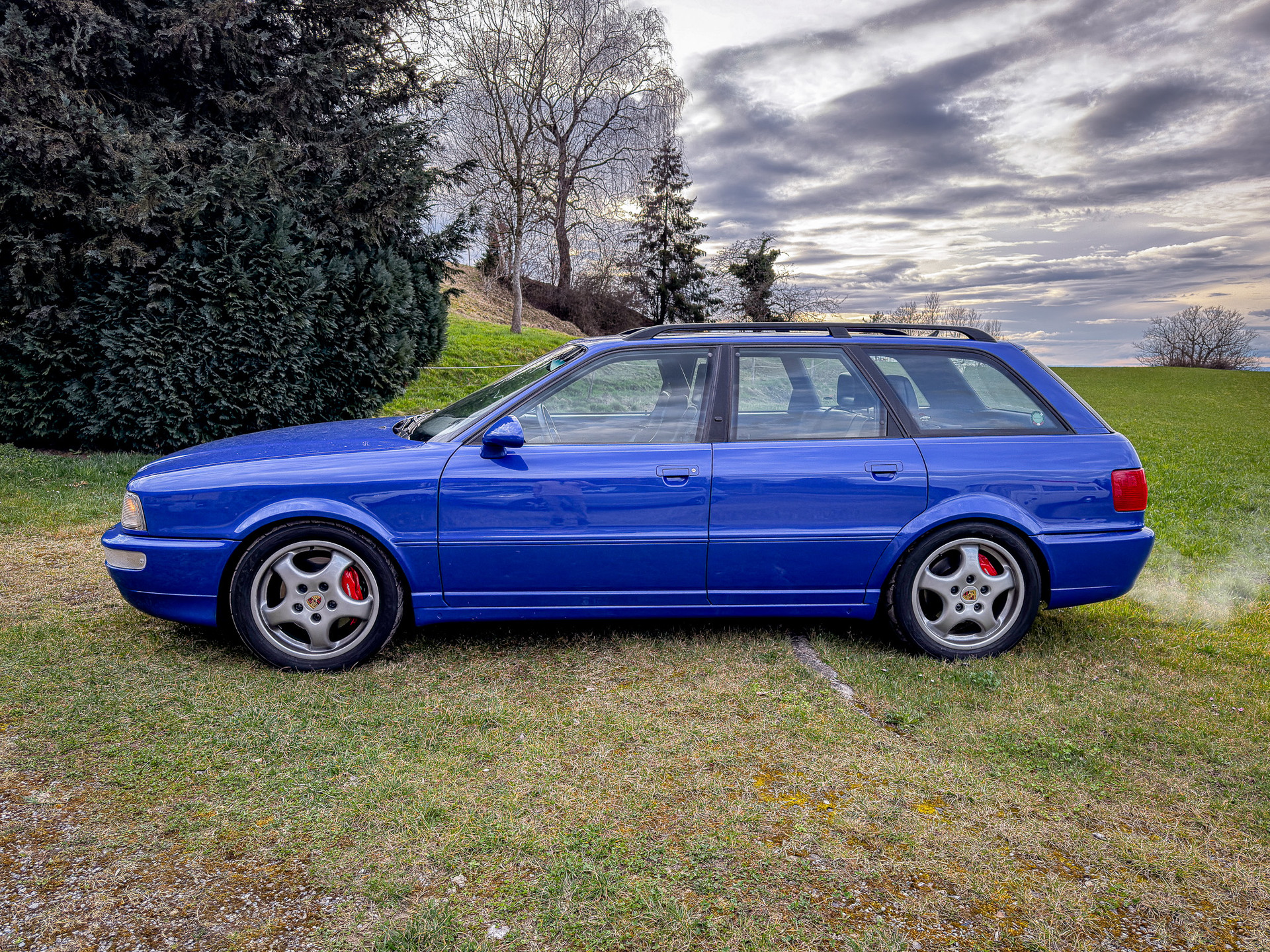 AUDI 80 Avant RS2-image-2
