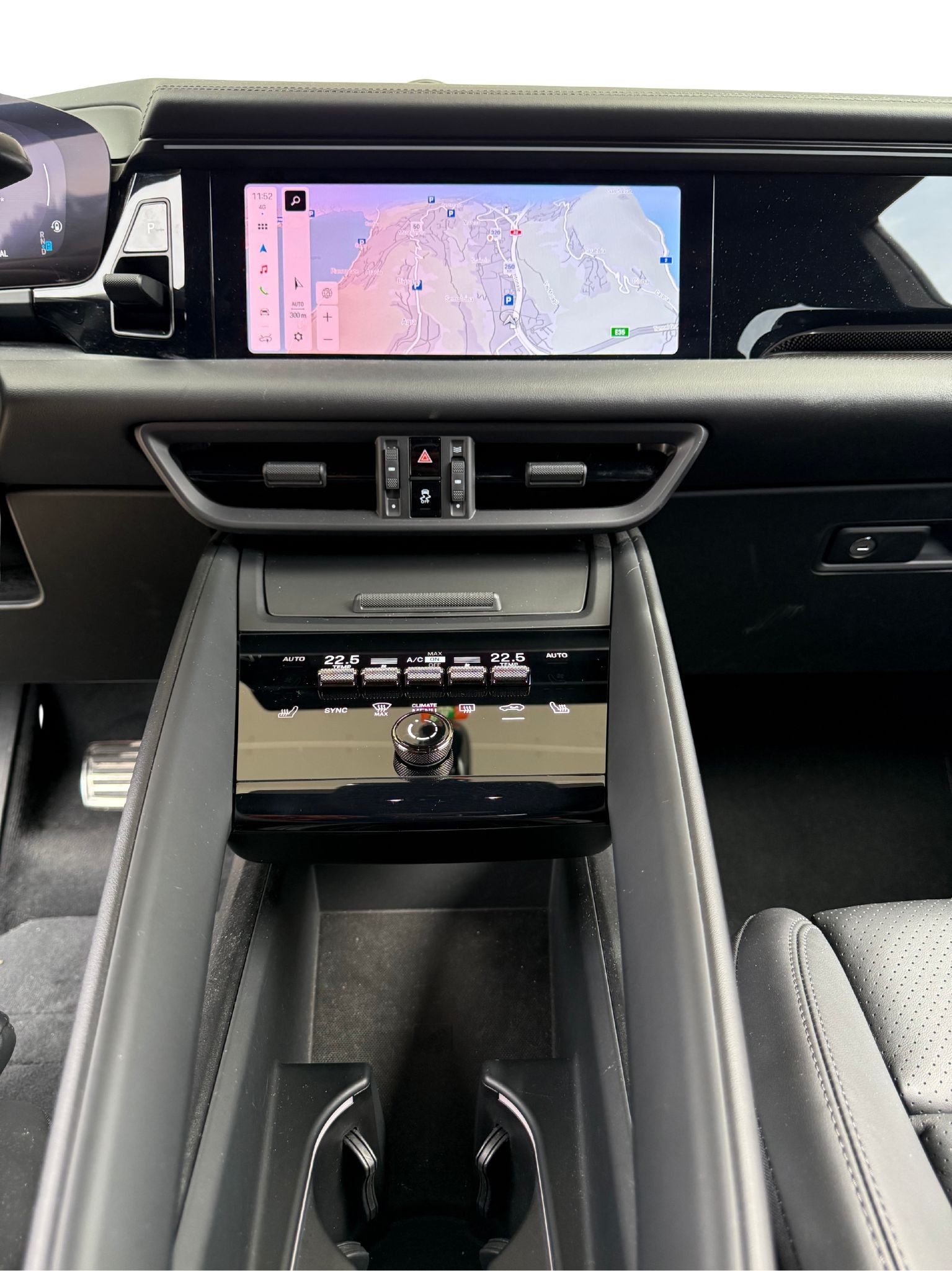 PORSCHE Macan Turbo 100kWh-image-10