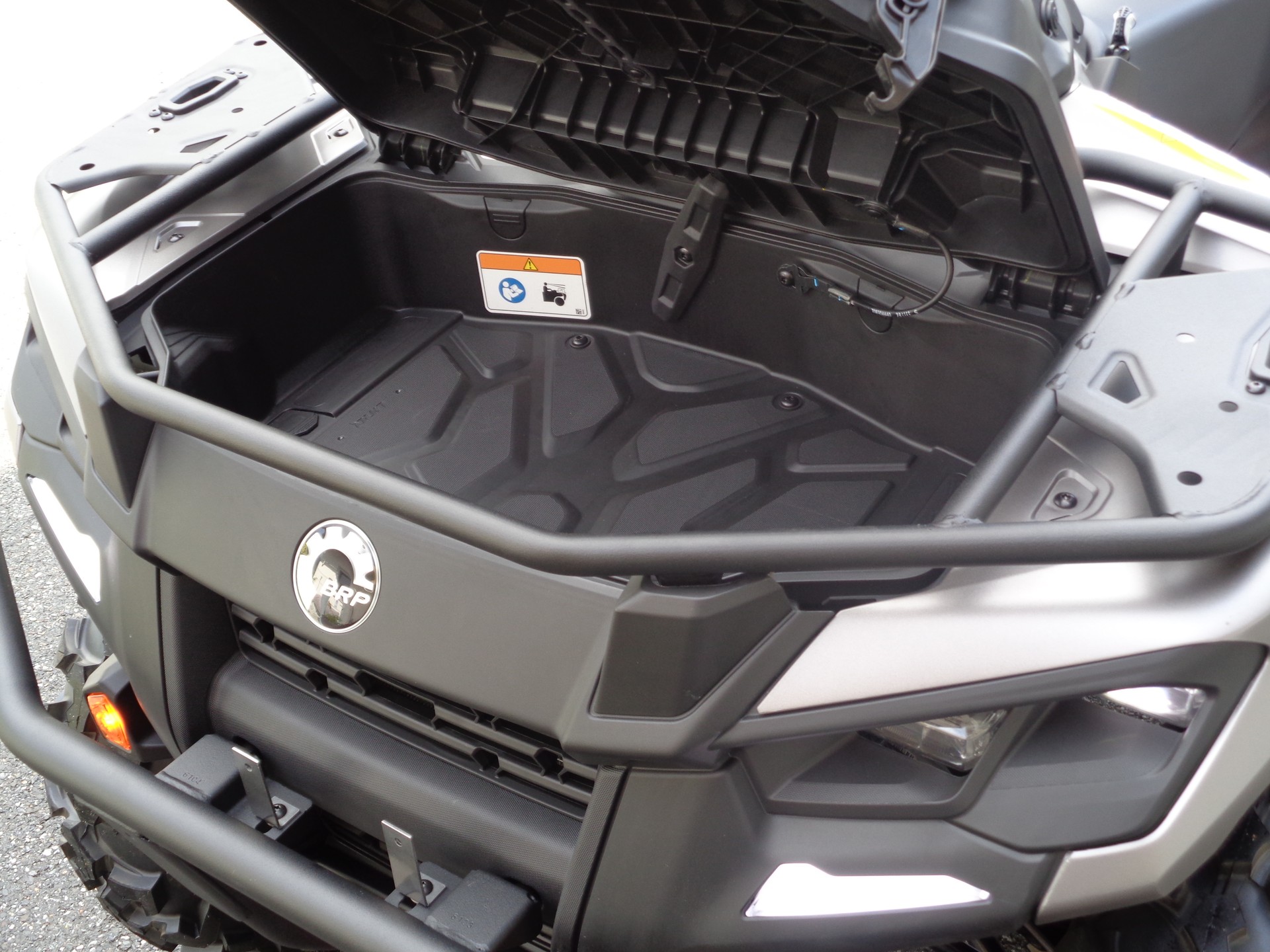 CAN-AM Outlander 700 MAX XT ABS-image-7