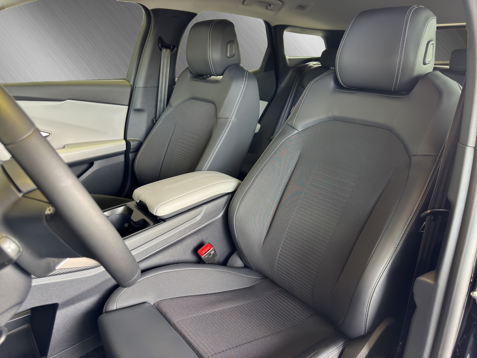 FORD Explorer Extended Range Premium 4x4-image-10