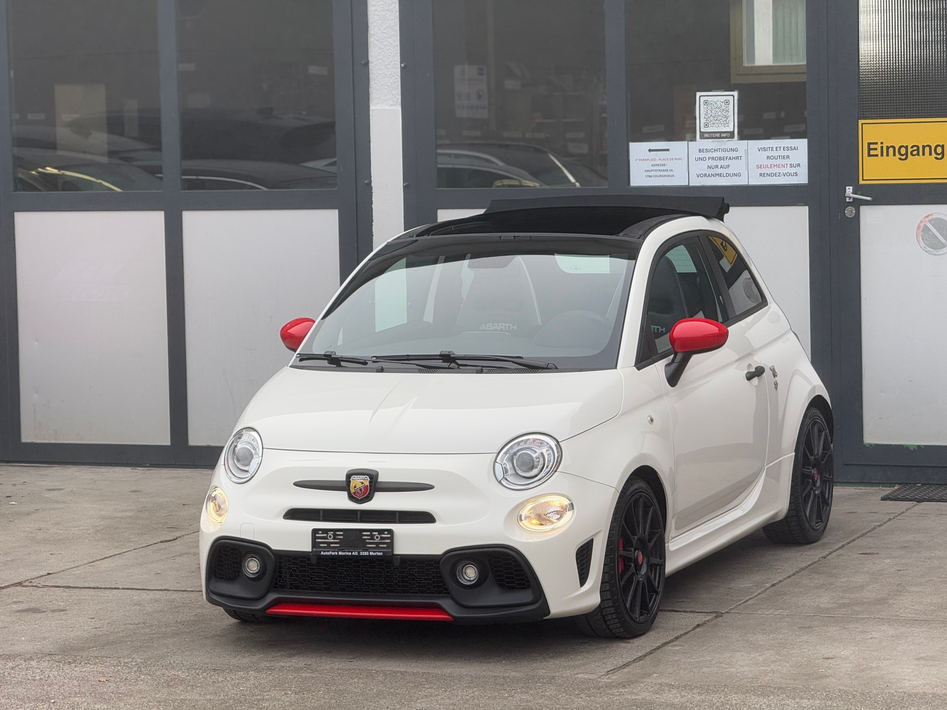 FIAT 695C 1.4 16V Turbo Abarth XSR Yamaha Dualogic-showroom-element-1