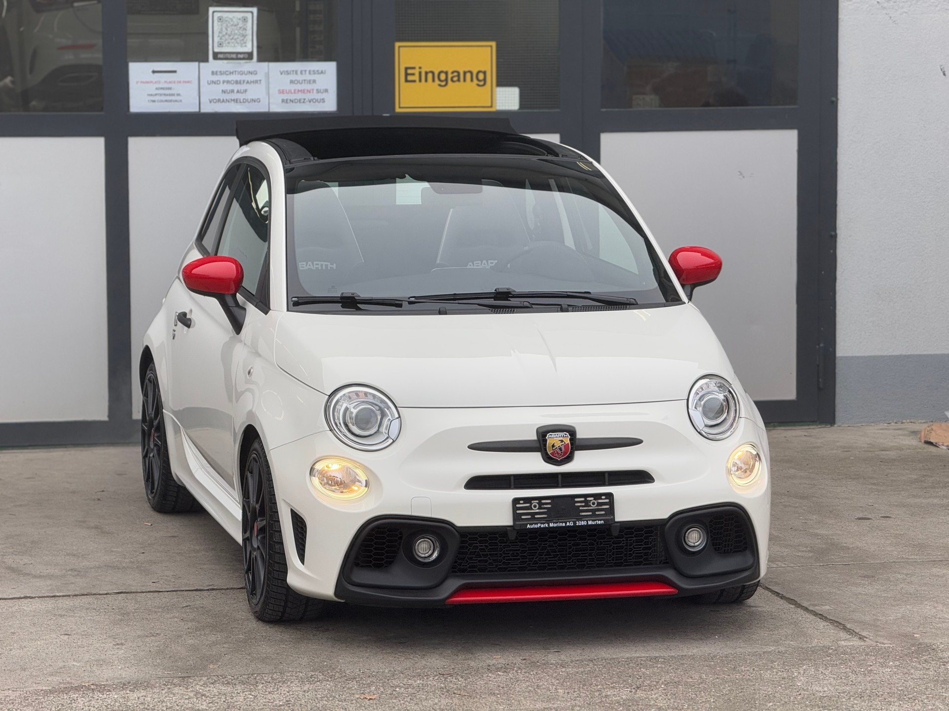 FIAT 695C 1.4 16V Turbo Abarth XSR Yamaha Dualogic-showroom-element-3