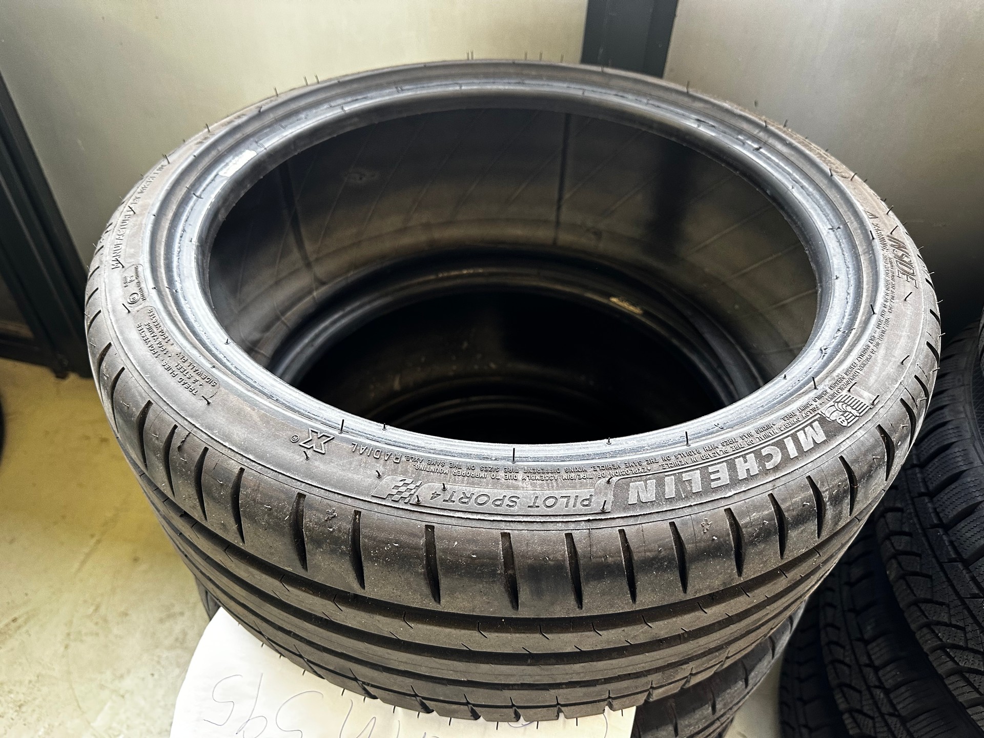 FIAT 695C 1.4 16V Turbo Abarth XSR Yamaha Dualogic-image-24