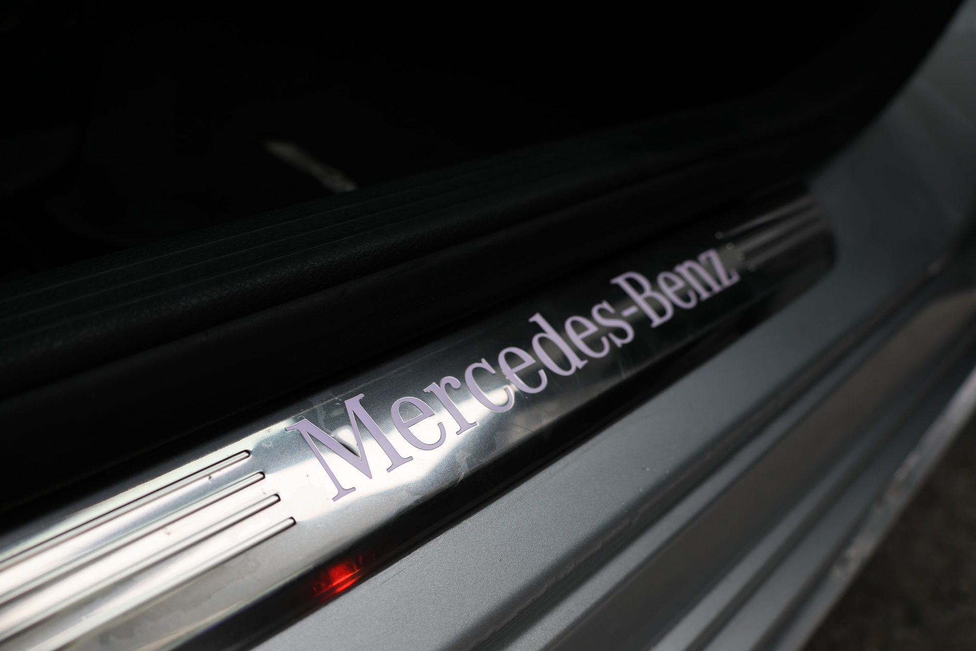 MERCEDES-BENZ C 220 d AMG Line 4Matic 9G-Tronic-image-16