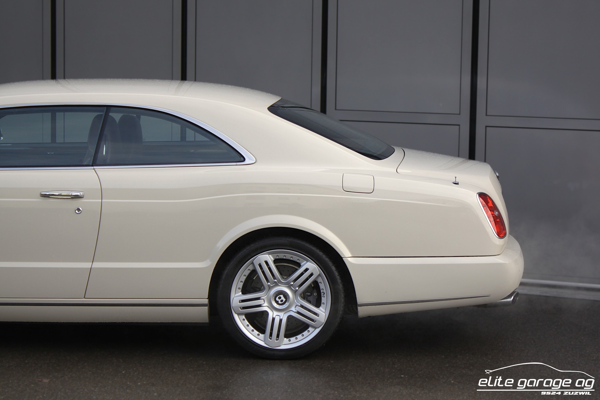 BENTLEY Brooklands Coupé 1/550 LIMITIERT-image-10