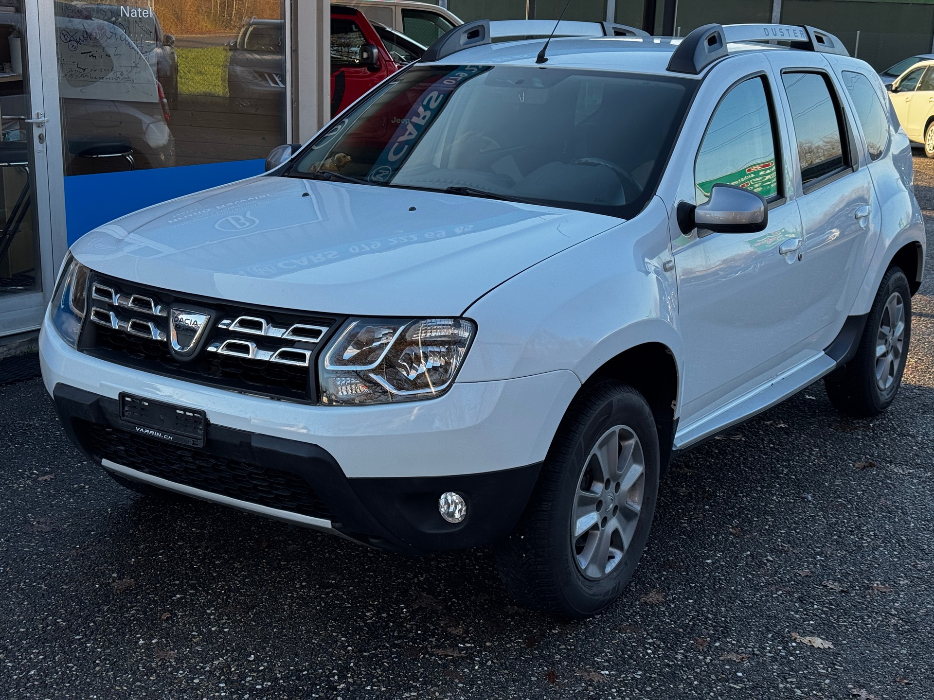 DACIA Duster 1.2 T Lauréate 4x4-image-1