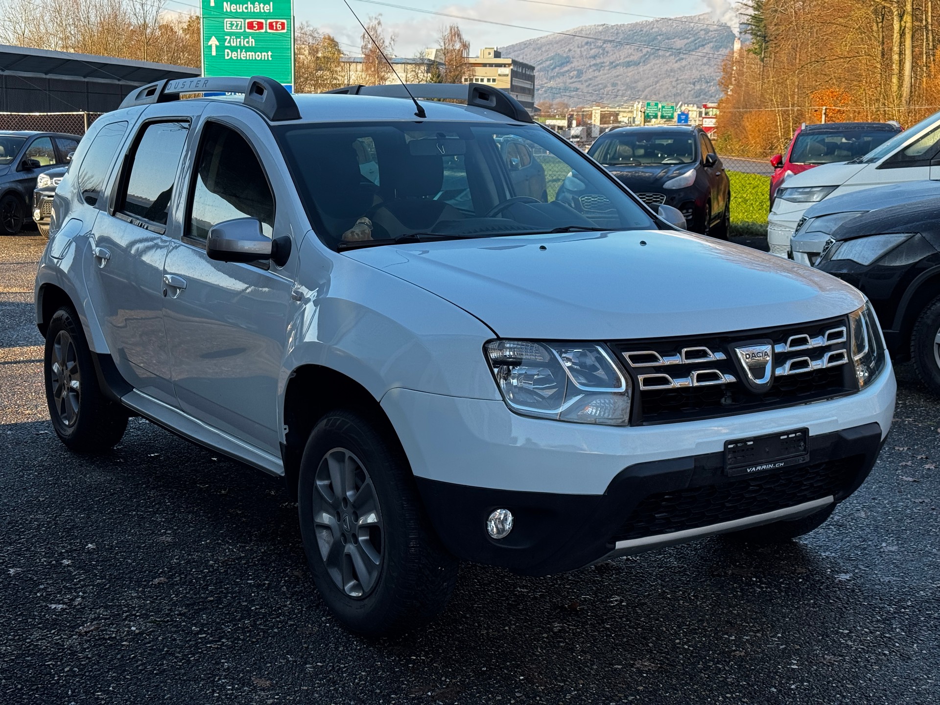 DACIA Duster 1.2 T Lauréate 4x4-image-2