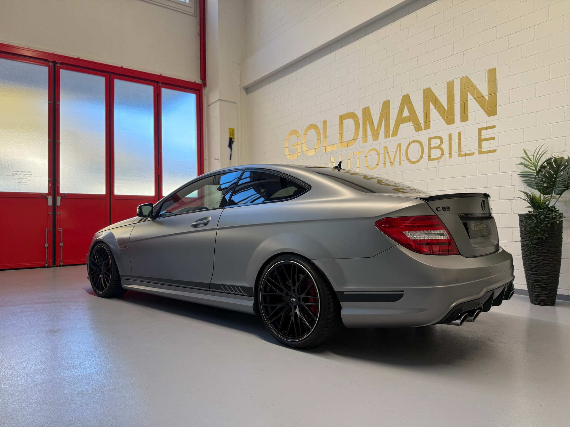 MERCEDES-BENZ C 63 Coupé AMG Edition 507 Speedshift MCT-showroom-element-3