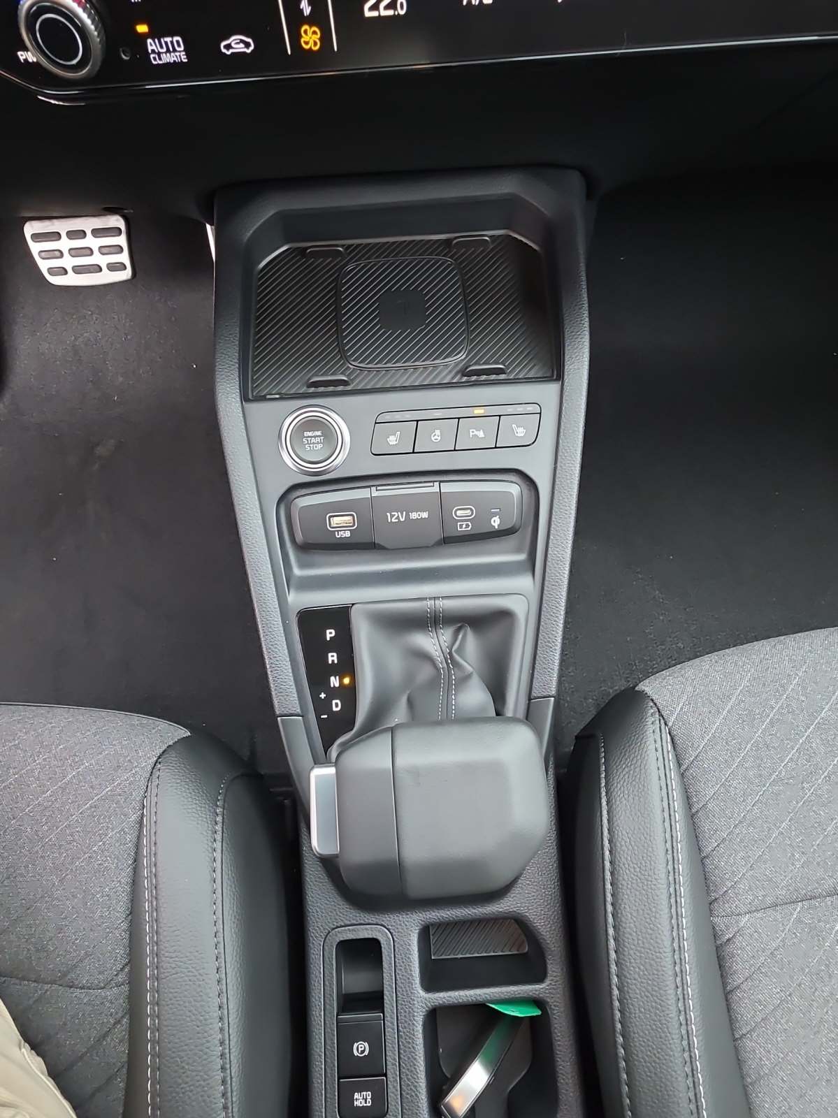 KIA Stonic 1.0 T-GDi MHEV GT-Line-image-11