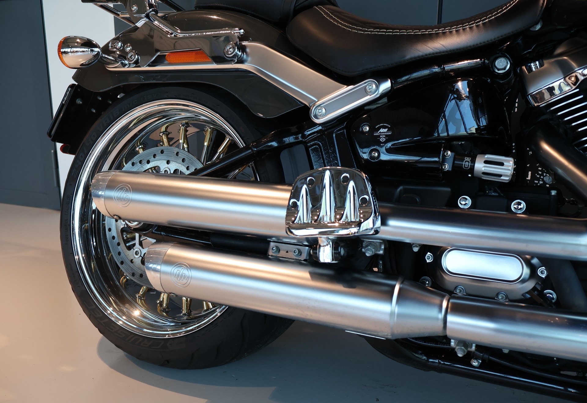HARLEY-DAVIDSON FLFBS Fat Boy 114 ABS-image-8