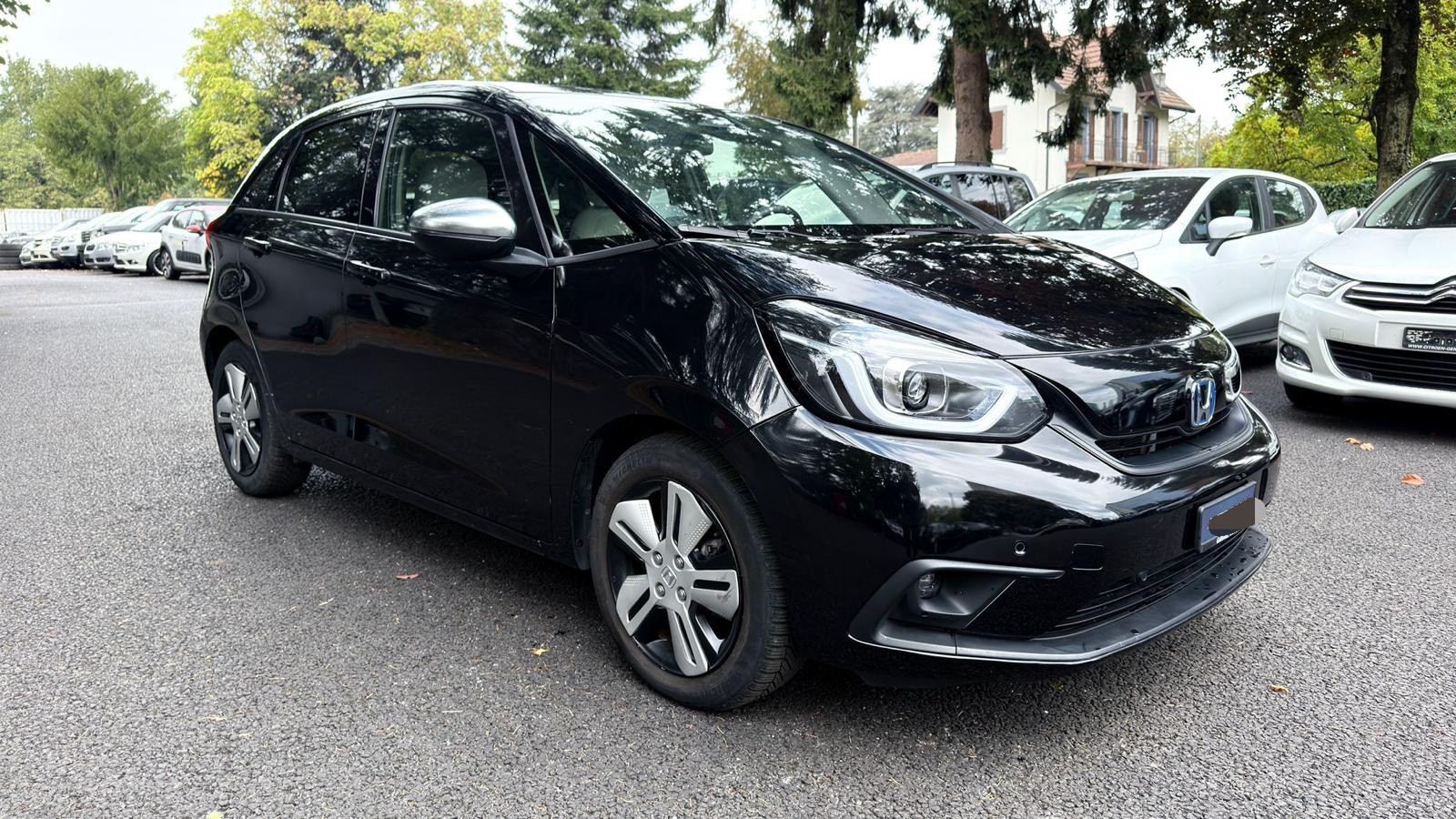 HONDA Jazz 1.5i-MMD Elegance E-CVT
